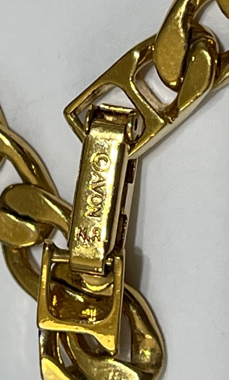AVON BRANDED HEAVY & THICK GOLD TONE CURB LINK CHAIN NECKLACE