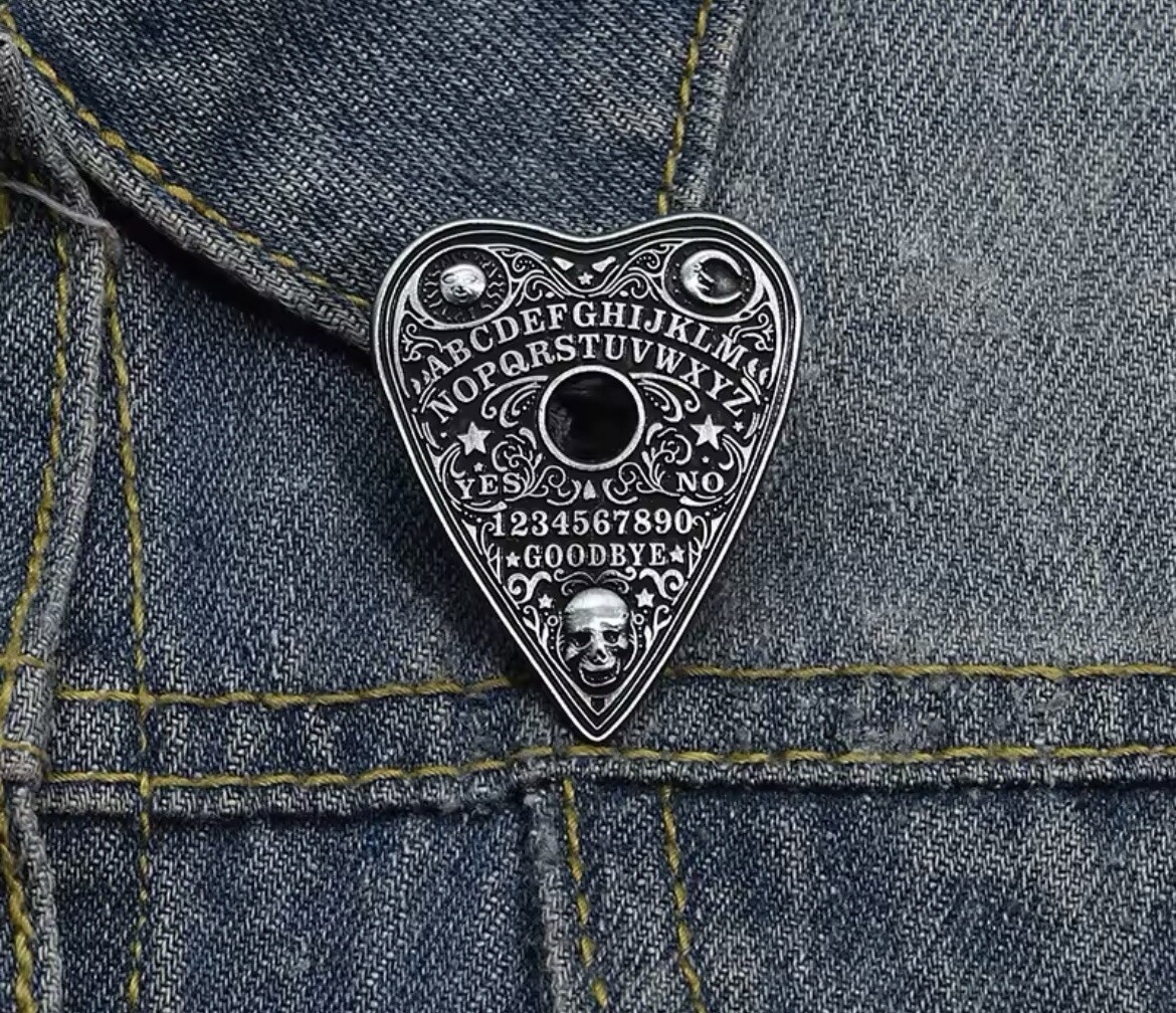 Ouija Board Planchette Metal Style 1pc Pin Double Rubber Pin Backer Parody Fun