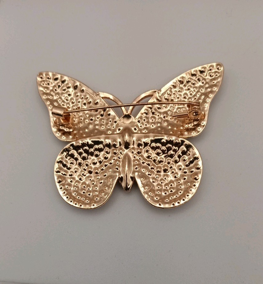Beautiful Leopard Butterfly Goldtone Brooch With Rhinestone Accents – New