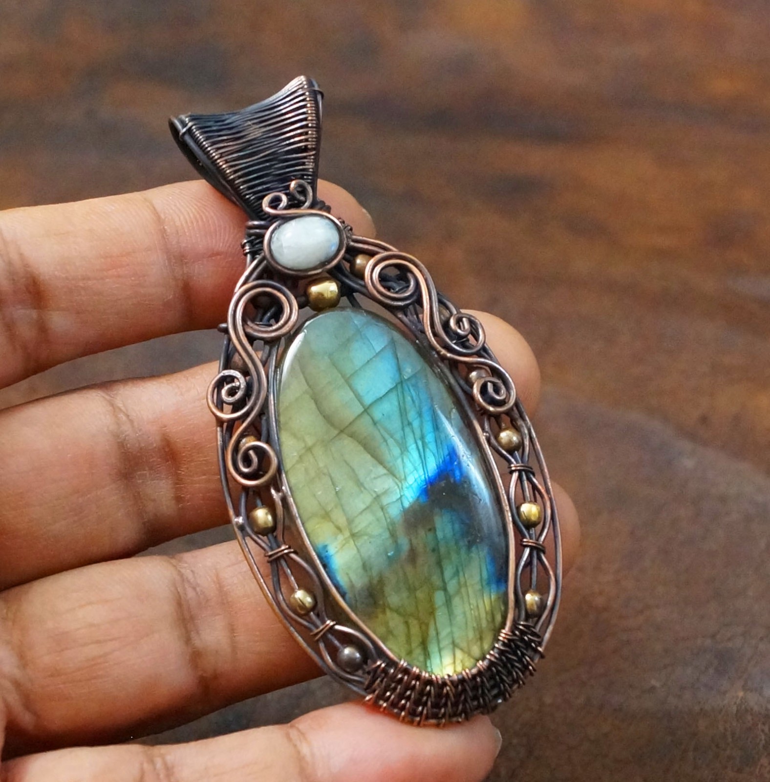 Green flash Labradorite Copper Wire Wrapped Pendant Handmade Gift Jewelry (PD-86