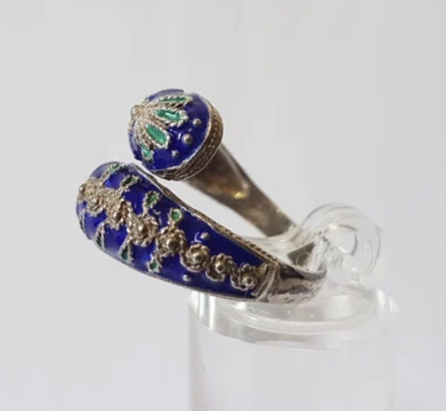 Vintage Ring silver 925 intricately crafted enamel Snake Victorian Style Blue