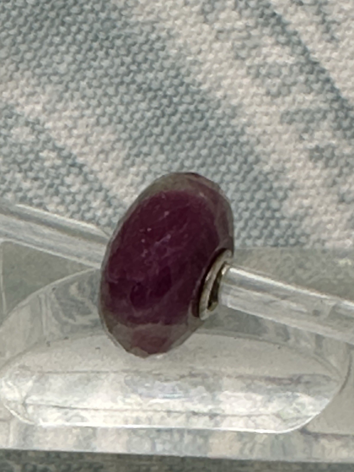 Authentic Trollbeads Ruby Rock TSTBE-20015, New (1.0)