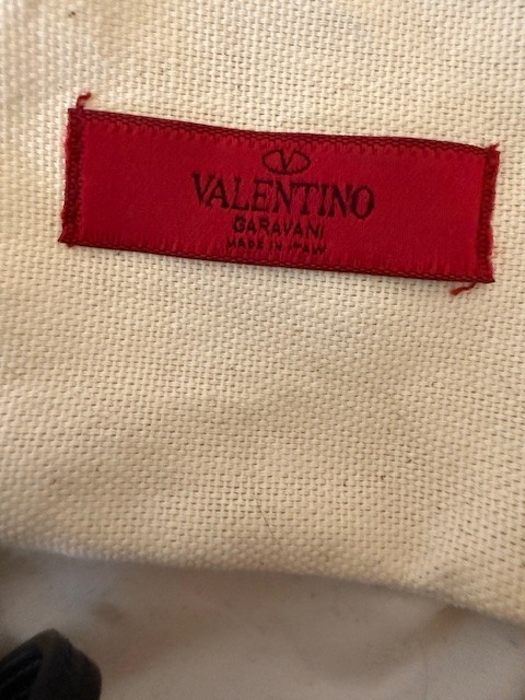 Valentino Garavani VLogo Airpods Case Necklace