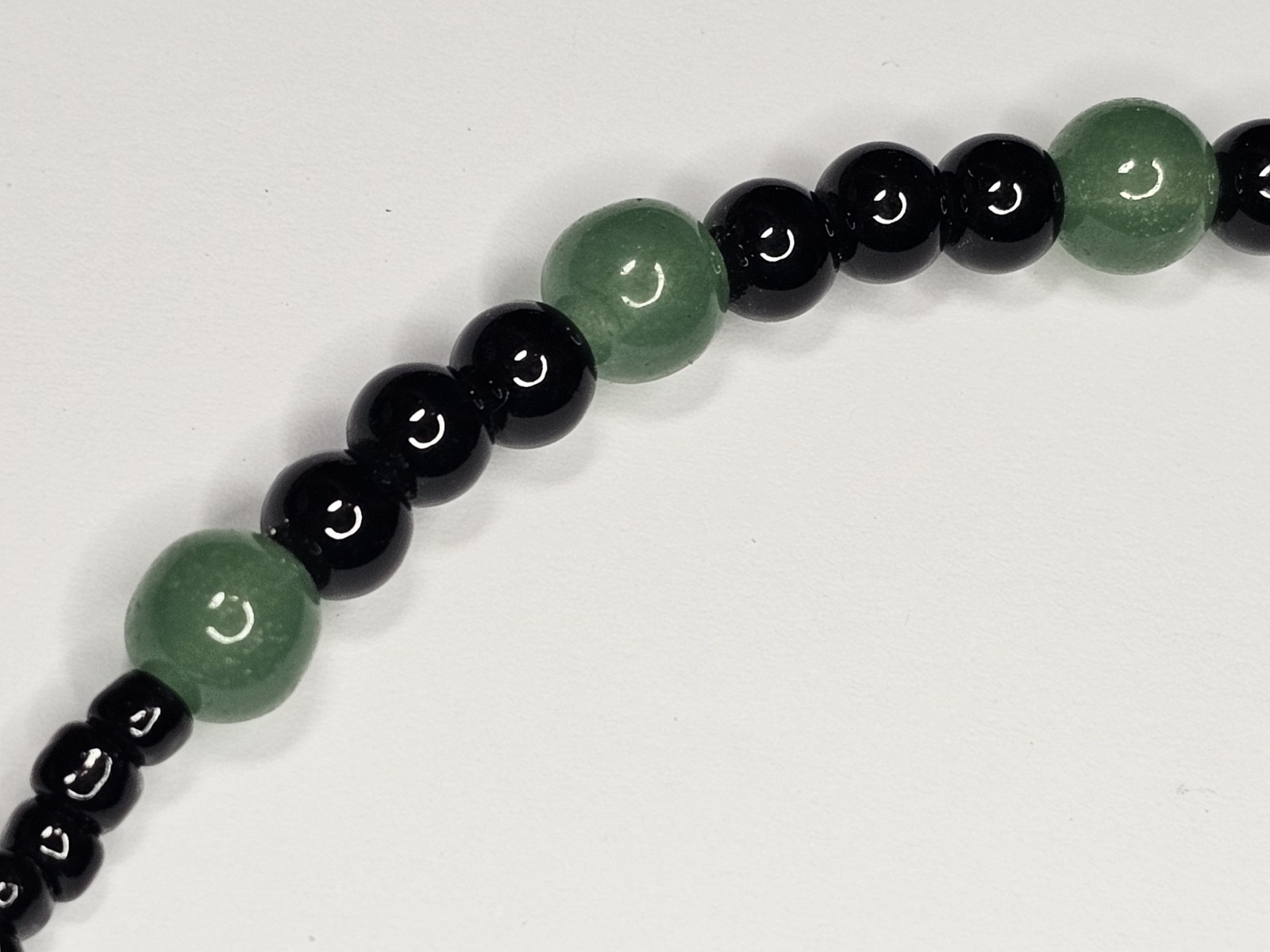 Vintage Aventurine & Onyx Necklace 19″ Polished Round Beads 30g