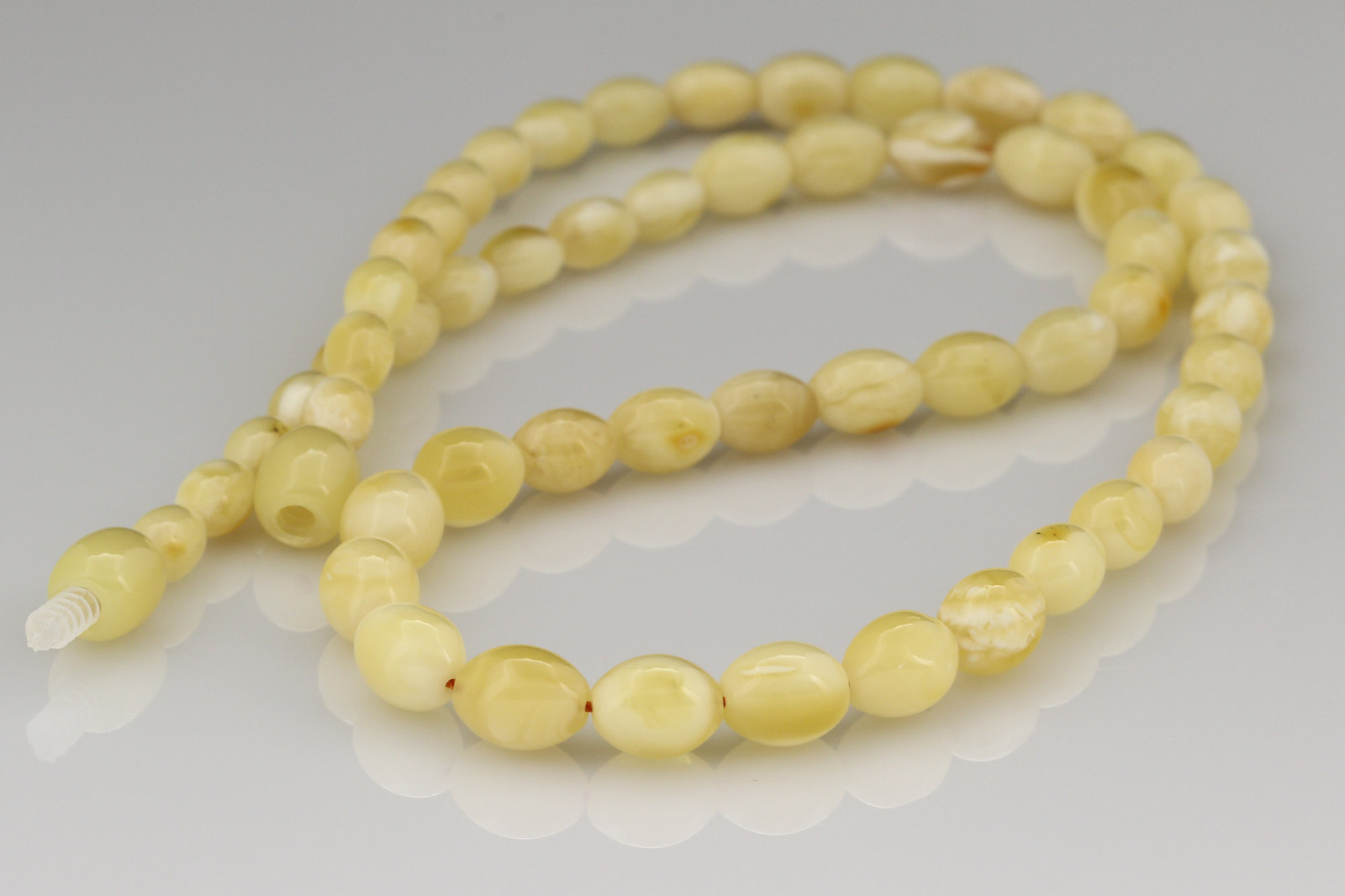 White Butter Olive Beads Genuine BALTIC AMBER Necklace 9.1g n151001-5