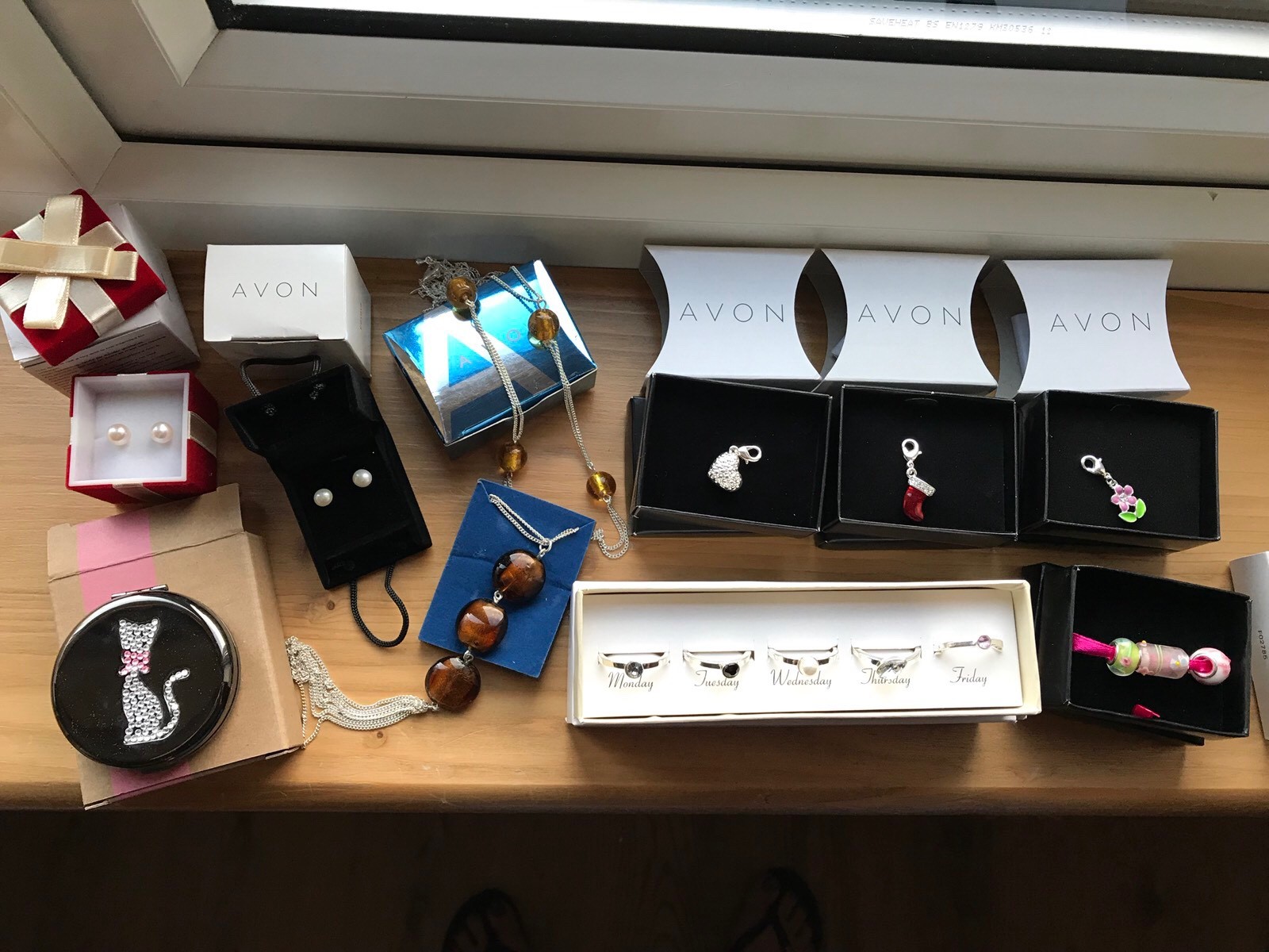 Selection AVON Costume Jewellery-Rings-Earrings-Charms-Necklace+Other BNIB
