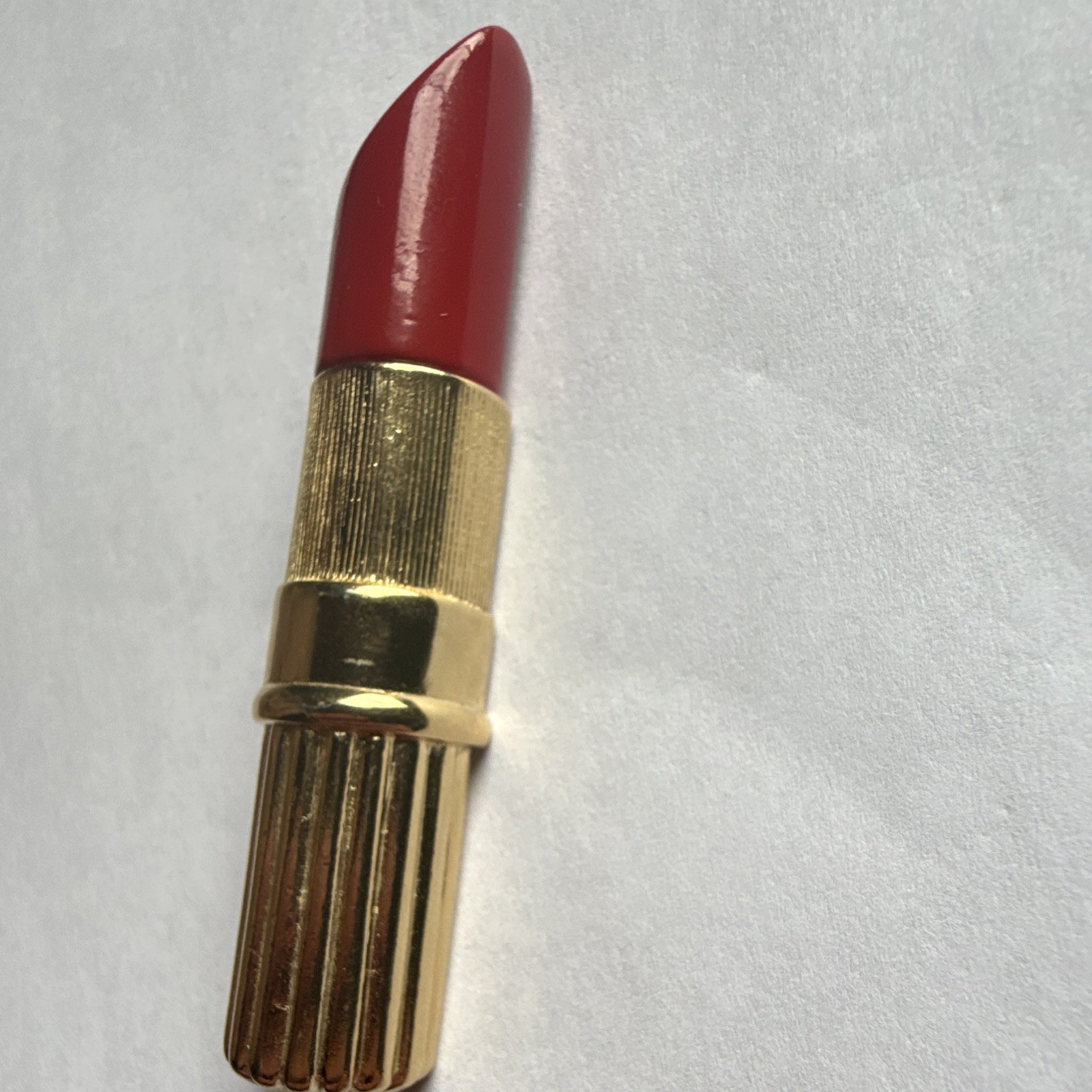 Trifari Signed Gold Tone Red Lipstick Beauty Brooch Pin