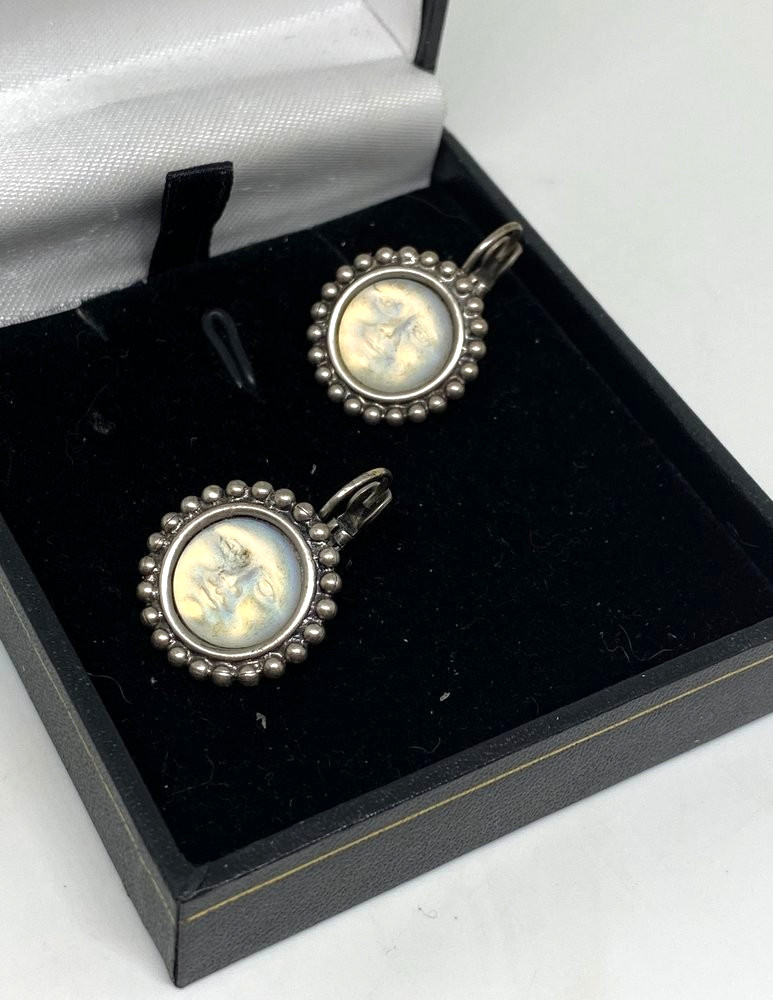 Kirks Folly Moon Face Earrings Iridescent Silvertone Leverback Signed Celestial