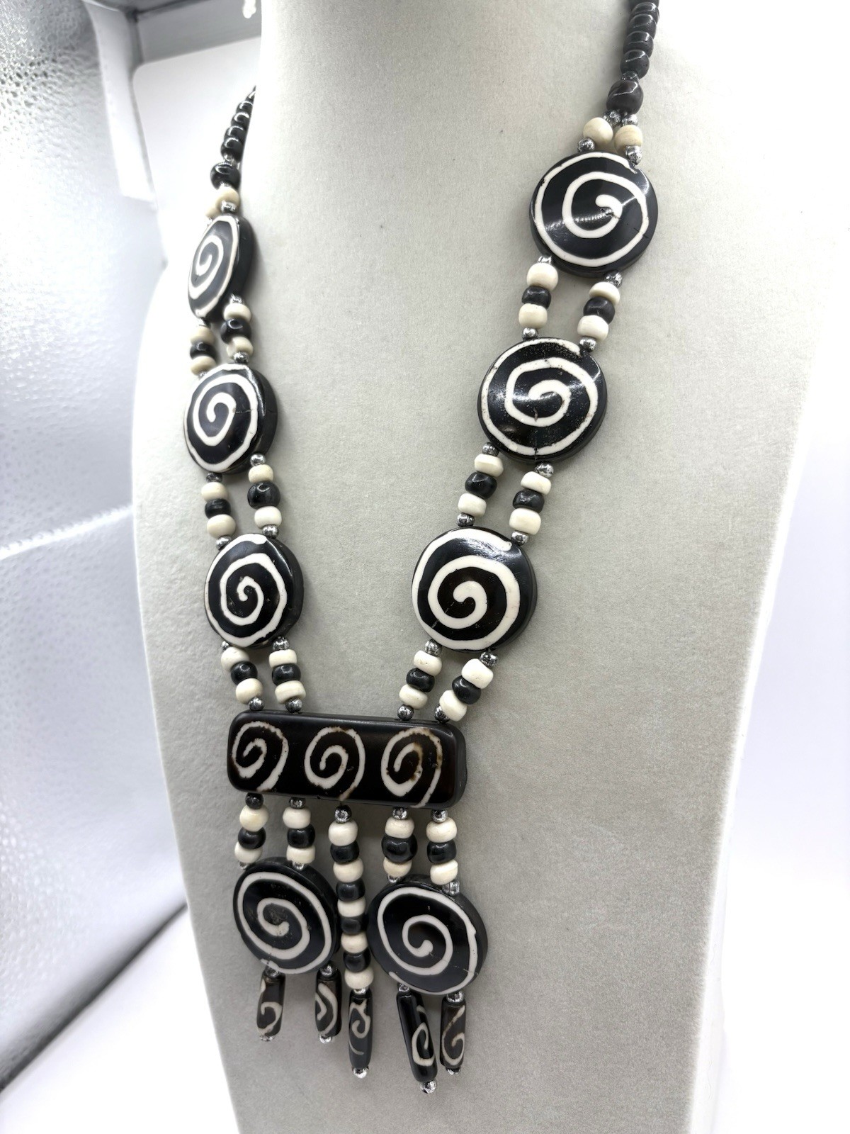 Black & Cream & Silver Tone Tribal Beaded Necklace