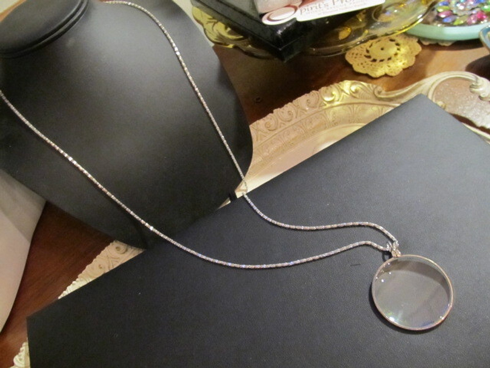 Silver Tone Magnifying Glass 5X Loupe Pendant Fashion Necklace1