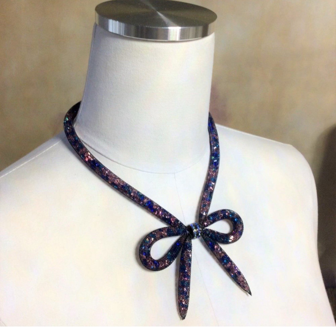 BETSEY JOHNSON’s Beautiful Blue And Pink Crystal Inlay Bow Lariat Necklace