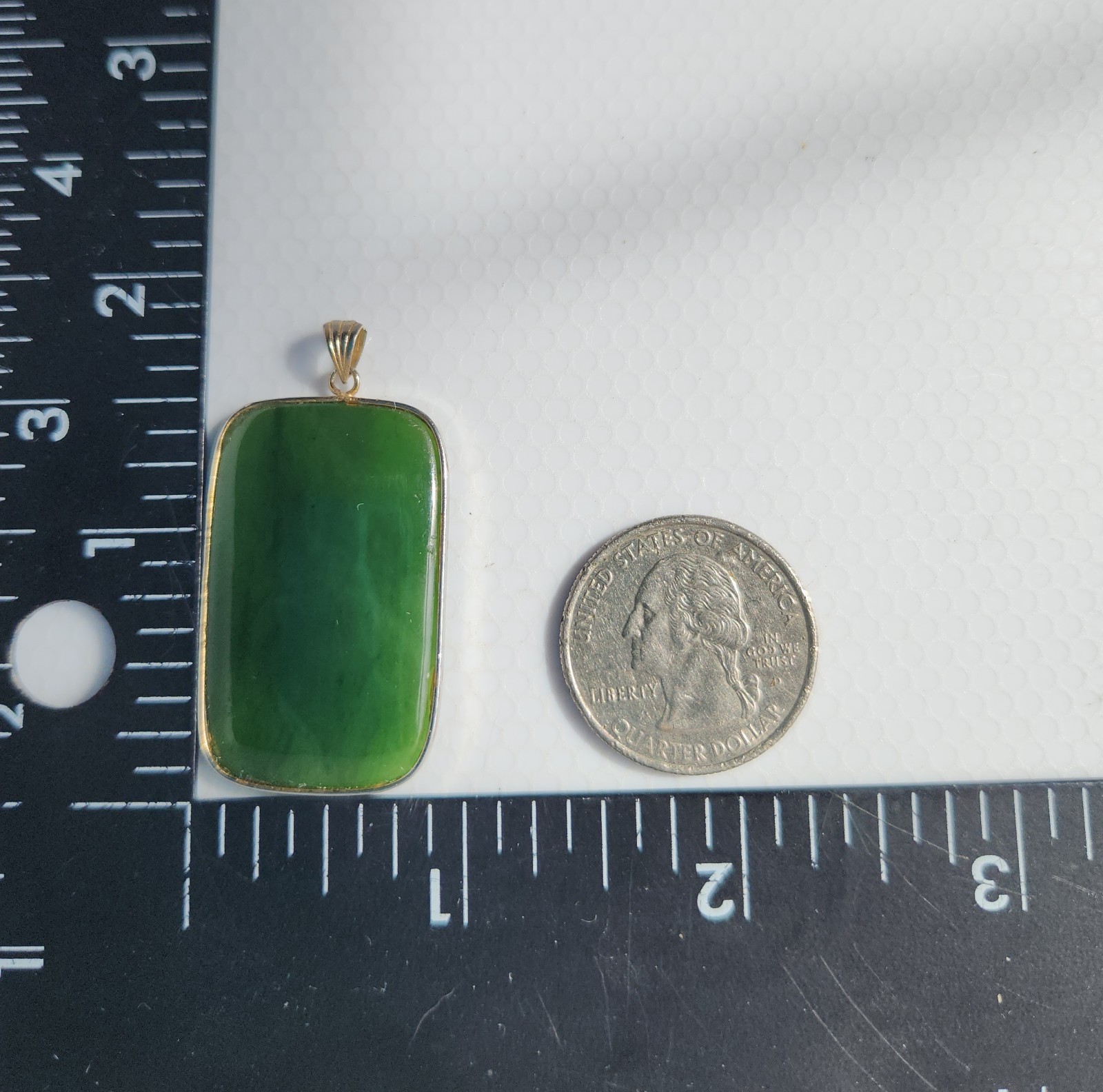 Nice Green Stone Pendant Marked .925 Silver Setting 1 1/2″ Thin Stone Unknown