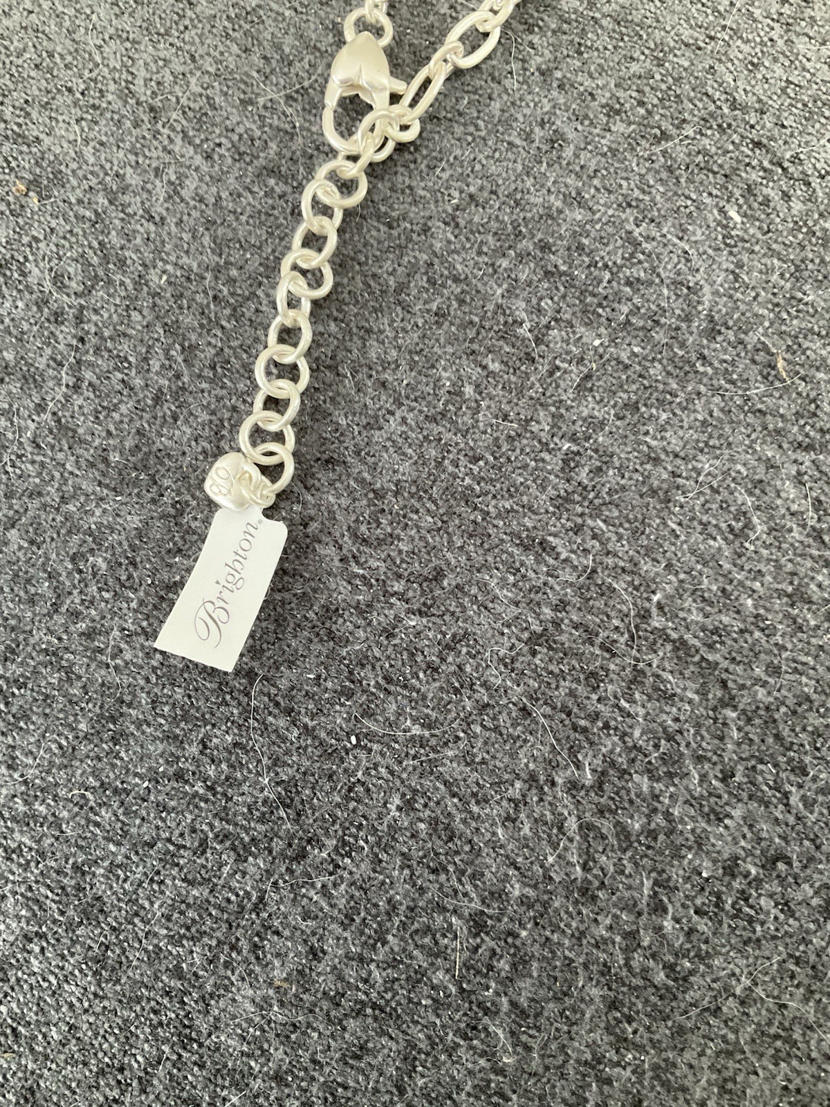 BRIGHTON Versailles Montagne Necklace-silver color- flower pendant- hammered