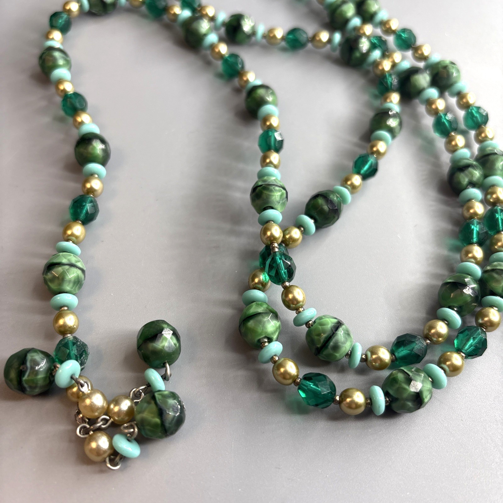Emerald Green, Turquoise and Gold Beaded Set 42″ Lariat Necklace & Coil Bracelet
