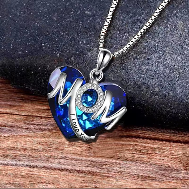 Fashion Letter Mom Love Crystal Pendant Necklace Charm Necklaces for Women Stain