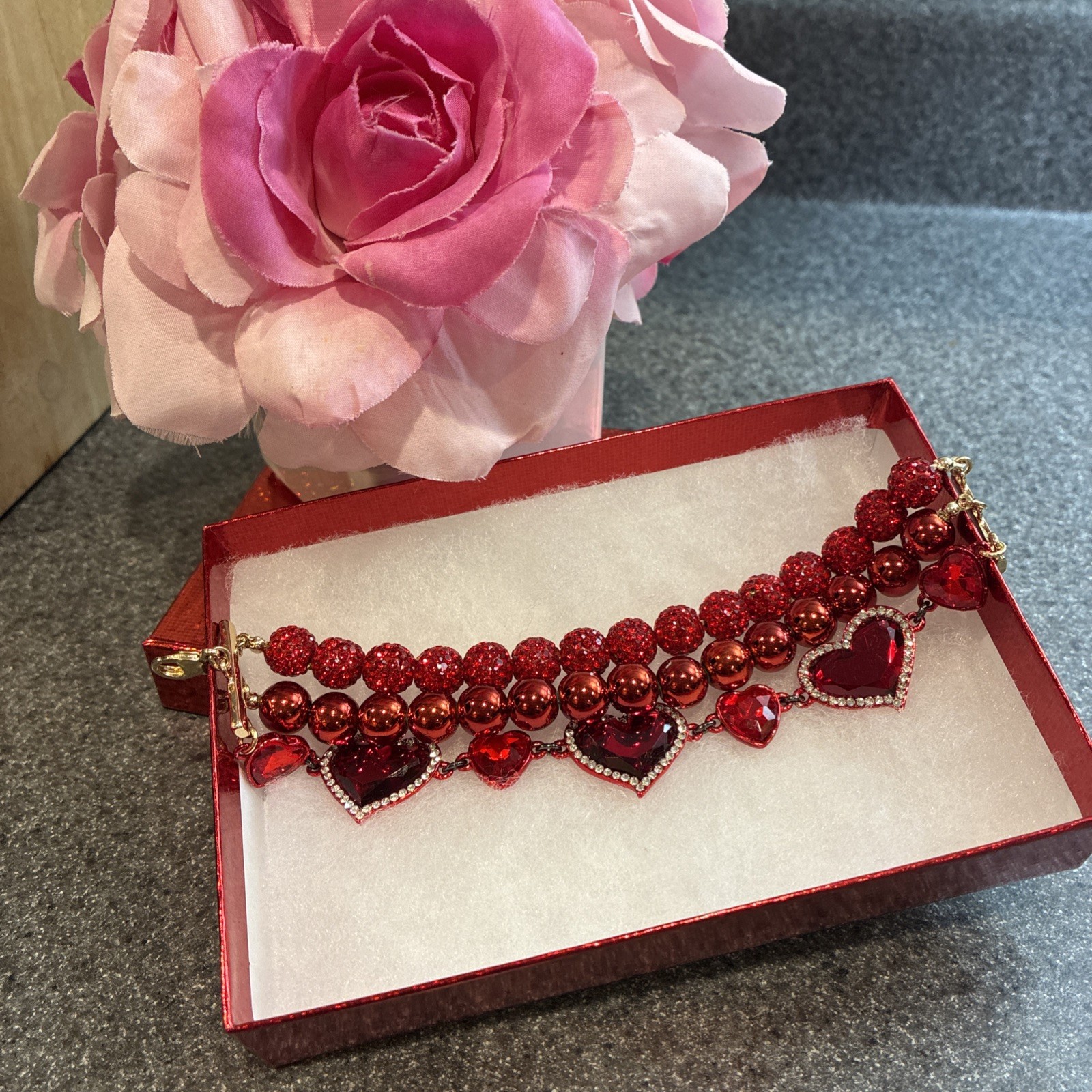 Betsey Johnson Heart Bracelet Layered Red Beads Glass Hearts 7.5 Plus 1.5 NEW