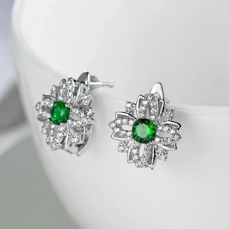 Round Cut Simulated Green Emerald Women’s Stud Earrings In 14k White Gold Plated