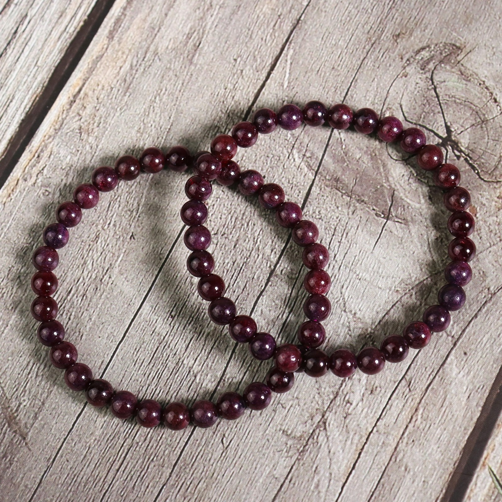Natural Garnet Bead Healing Protection Women Stone Crystal Stretch Bracelet Gift