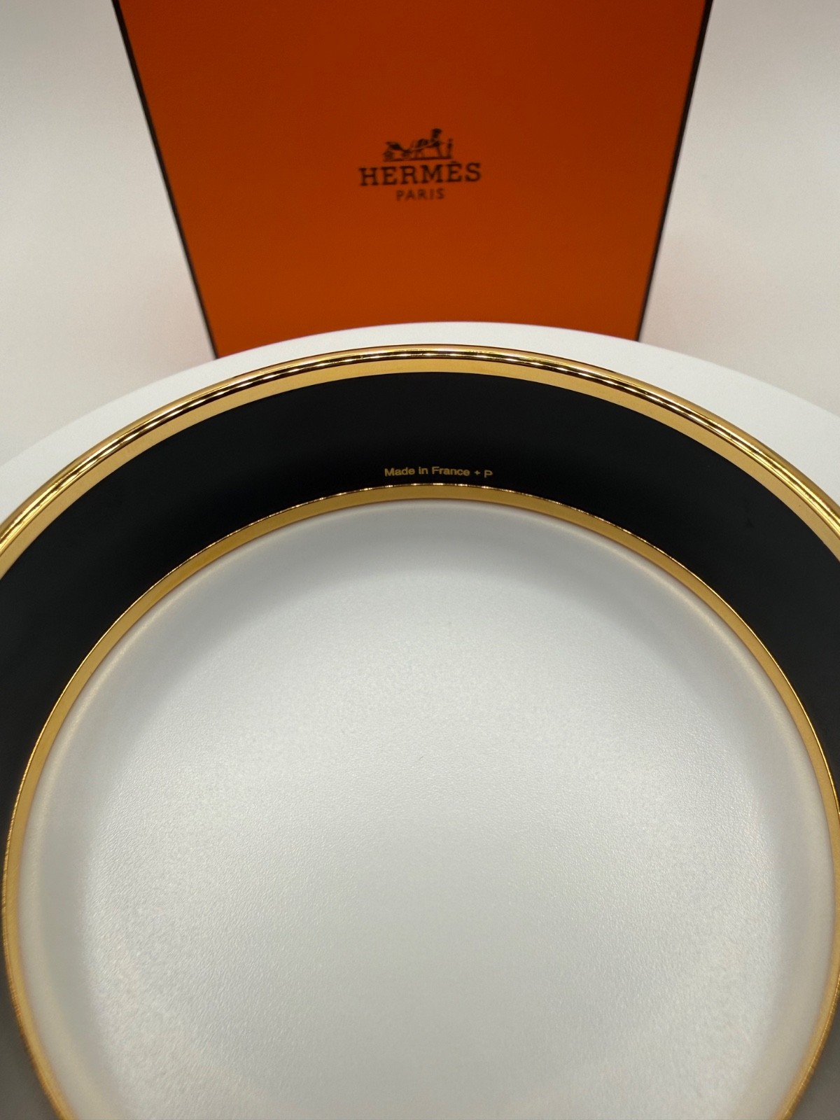 Authentic Hermès Wide Enamel Bangle Bracelet PM 65mm Multicolor Box & Pouch