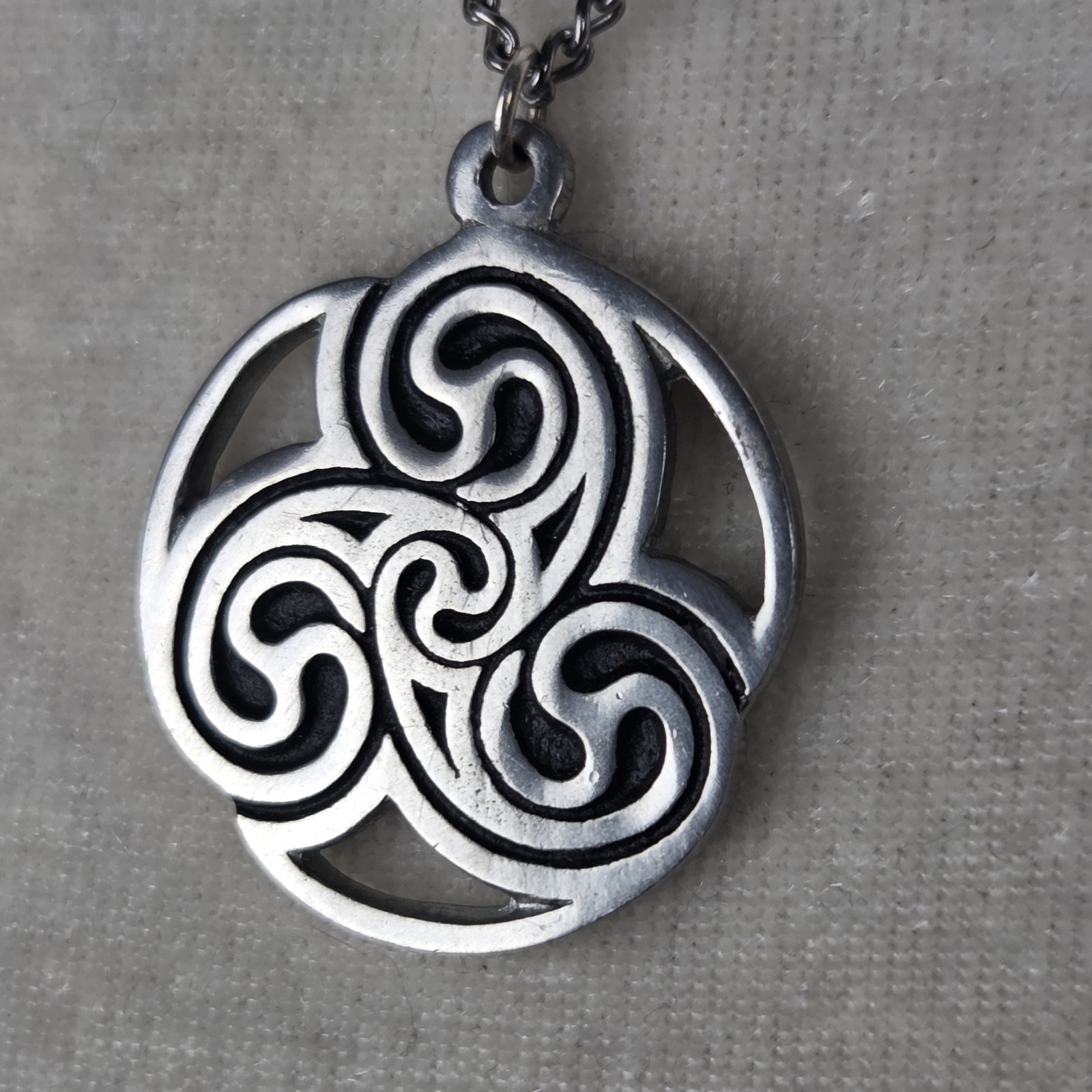 St Justin Celtic Triscele Pendant Necklace Pewter Irish Heritage Jewelry Knot