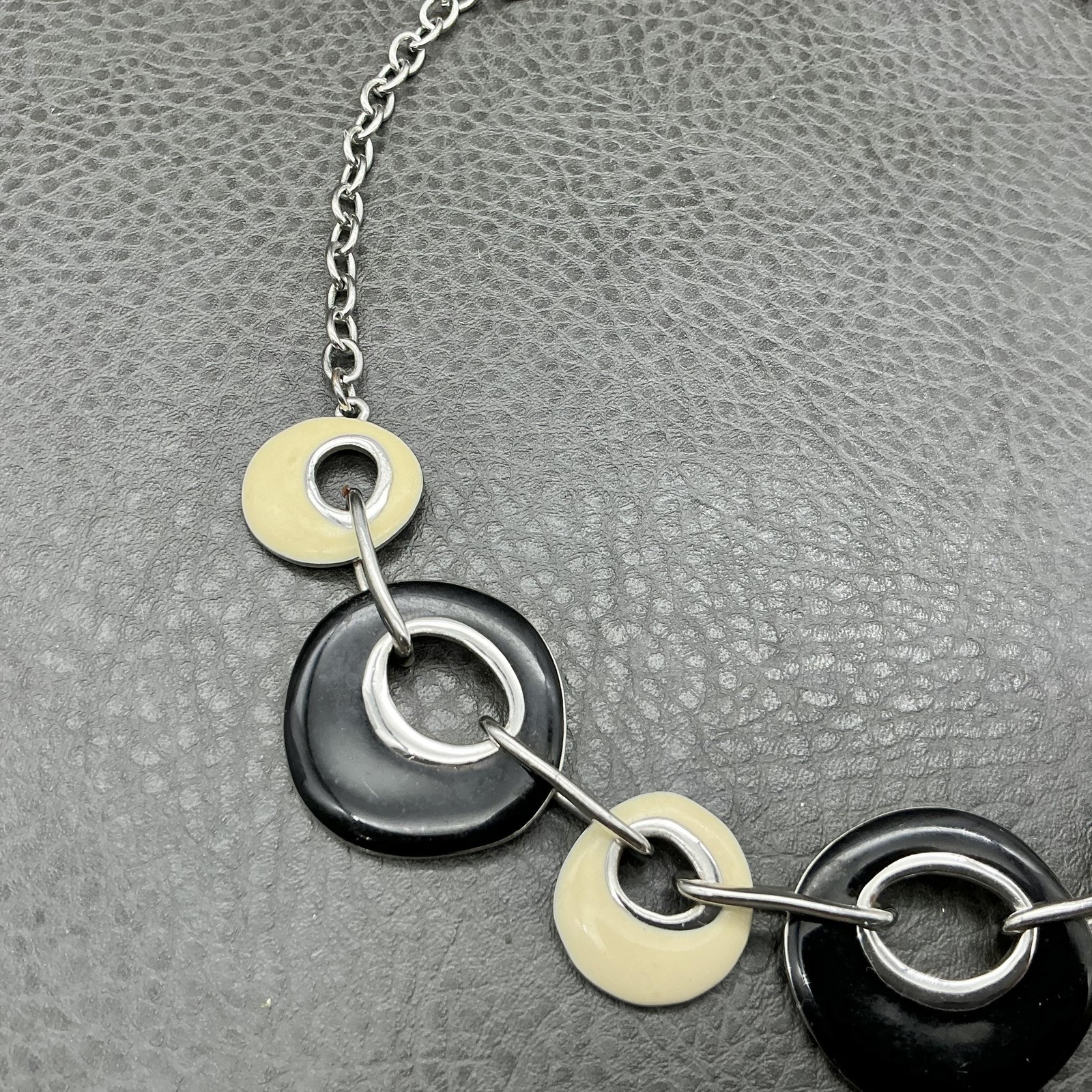 Premier Designs Black Cream Geometric Circle Necklace Earrings Set Silver Tone