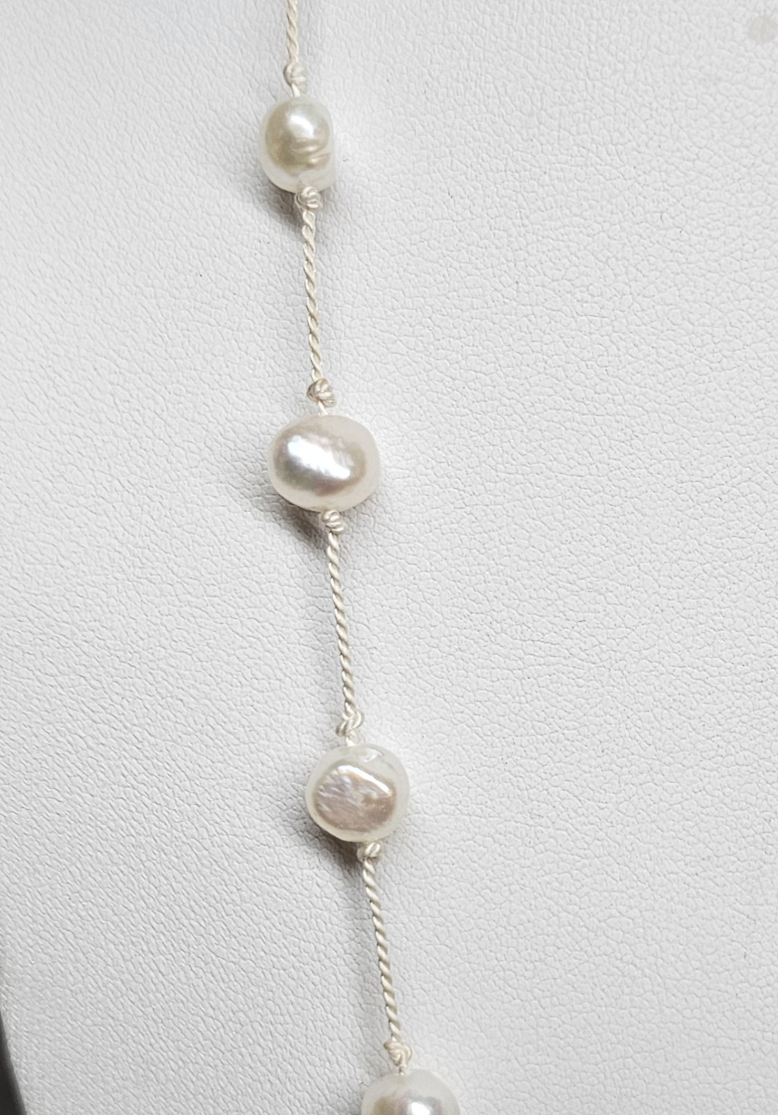 Two Strands Fresh Water Pearl Necklaces Approx 7 mm. 15 1/2″ Black And 16 1/2″