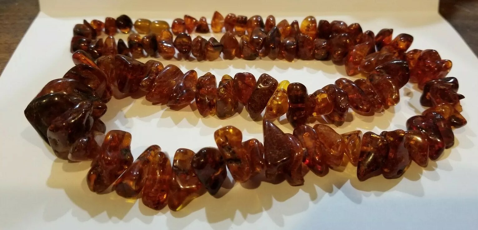 Vintage Baltic Graduated Amber Chunk 26.25″ Necklace 69g