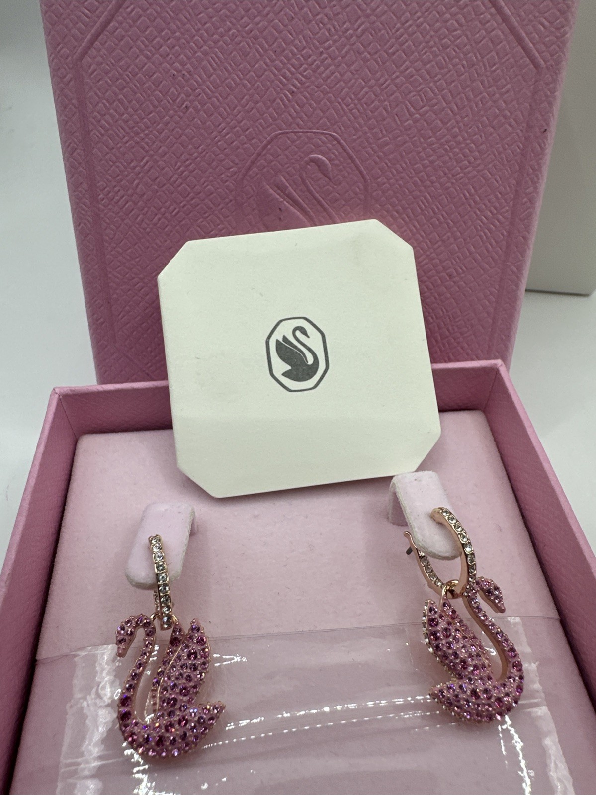 Swarosvki, Classic Swan Pink Crystals and Pink Rose Earrings Gold Plated New