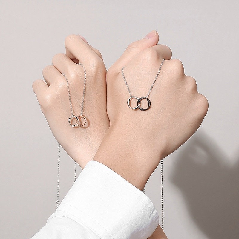 Interlocking Mobius Ring Couple Matching Necklace in 925 Sterling Silver