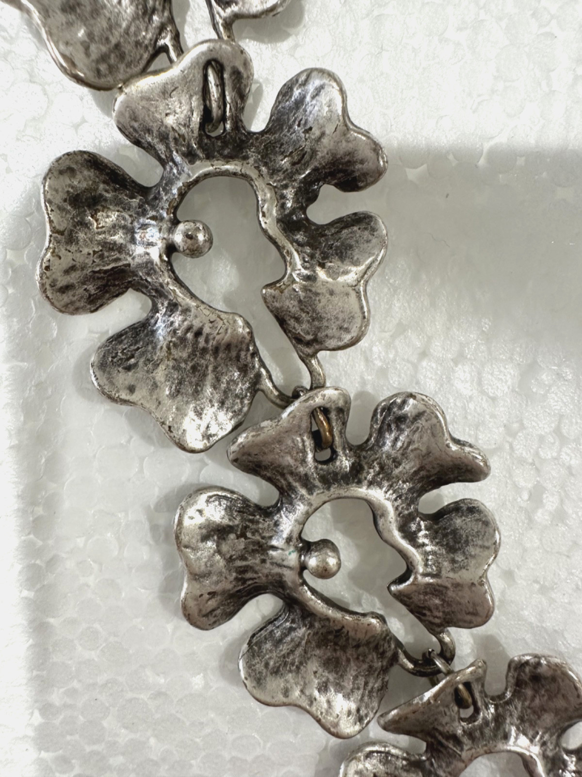 Modernist flower 22 inch necklace chunky – likely pewter