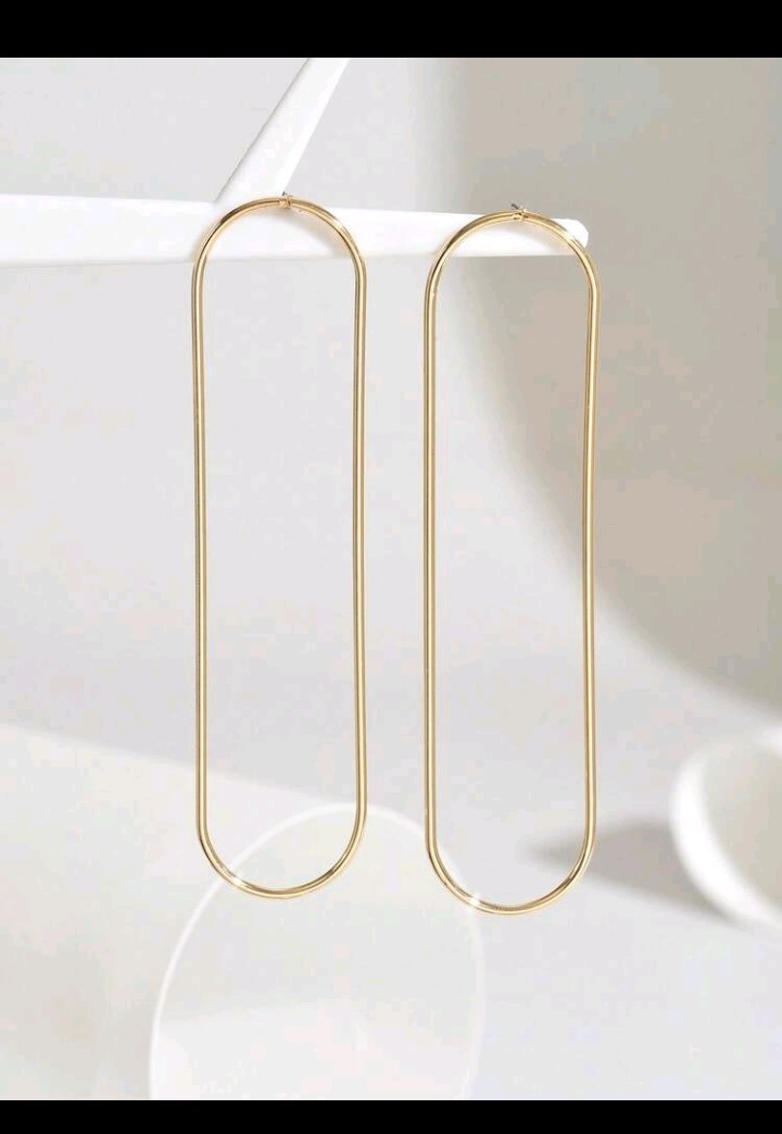 Gold Tone Elongated Oval Dangle Drop Earrings Butterfly Back No Stone 4 in