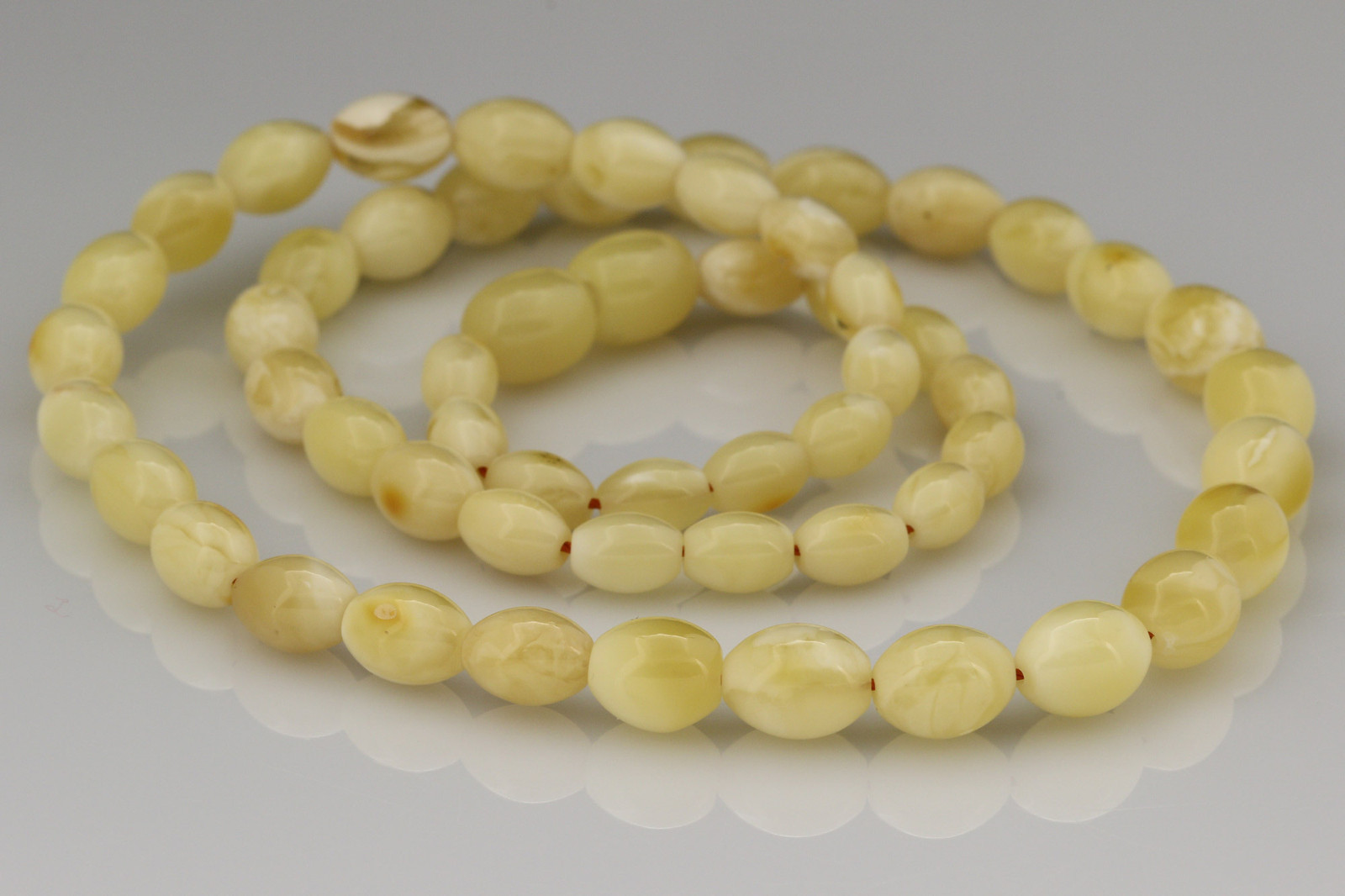 White Butter Olive Beads Genuine BALTIC AMBER Necklace 9.1g n151001-5