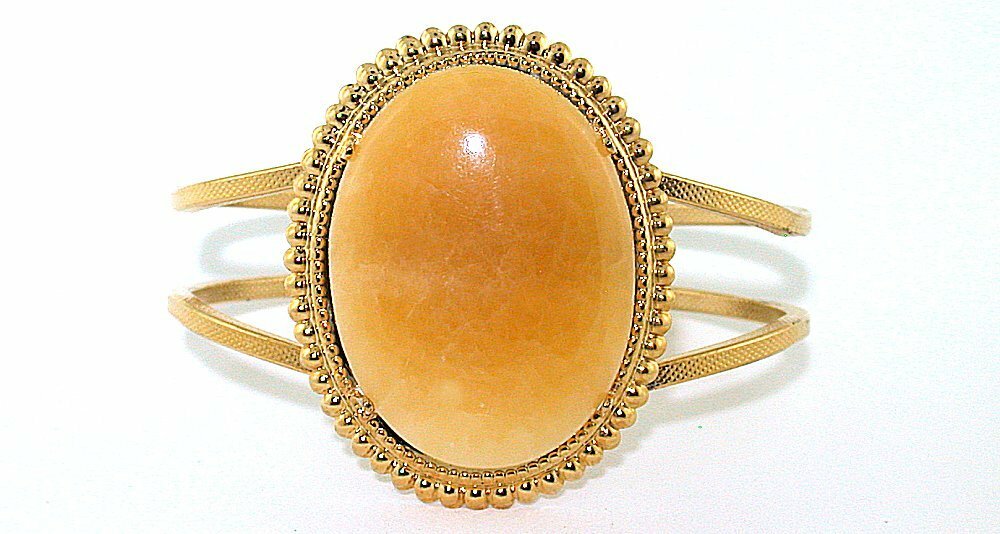 40×30 Golden Jade Cabochon Cab Spring Load 7 1/2 Inch Goldplated Cuff Bracelet