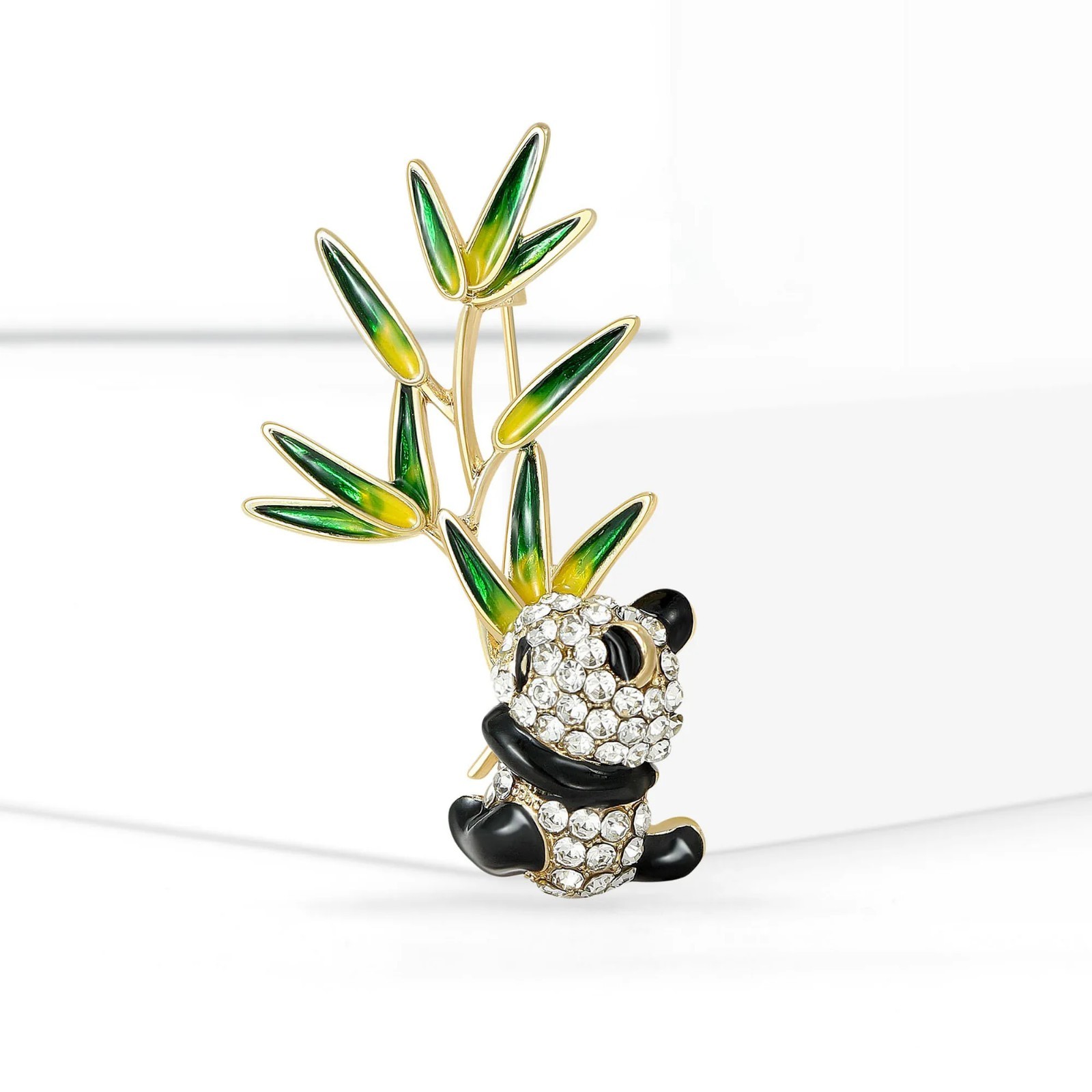 Cute Panda Brooches Breast-pin Lovely Bamboo Panda Animal Pins Jewelry Gifts Fun