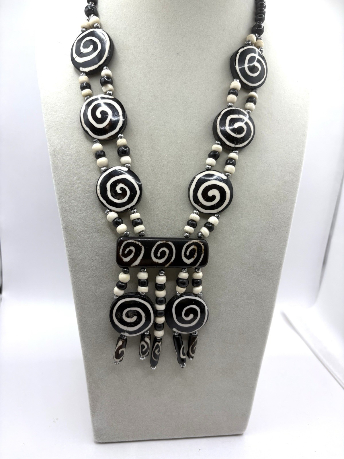 Black & Cream & Silver Tone Tribal Beaded Necklace
