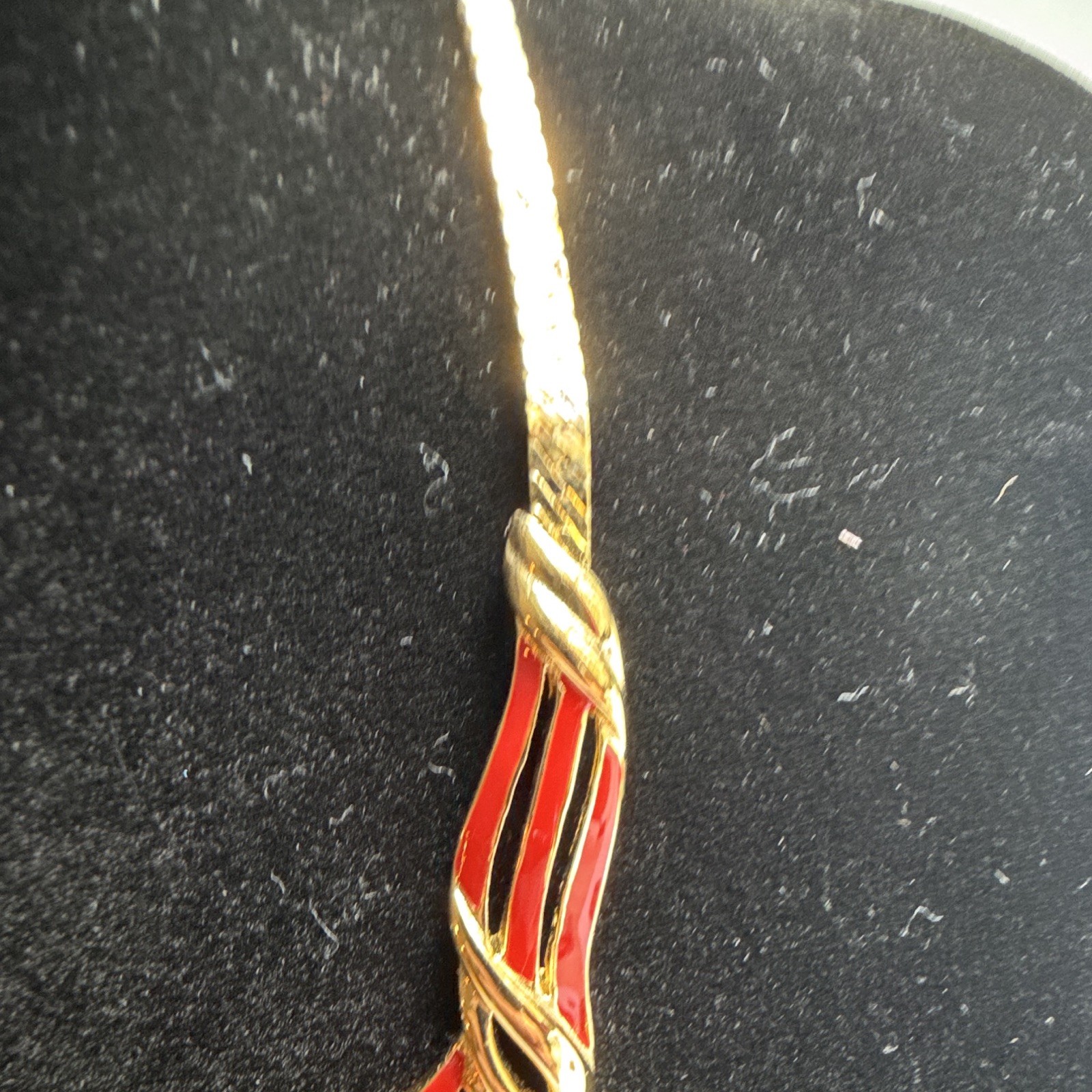 Vintage Crown Trifari Gold Tone & Red Enamel 14” Necklace