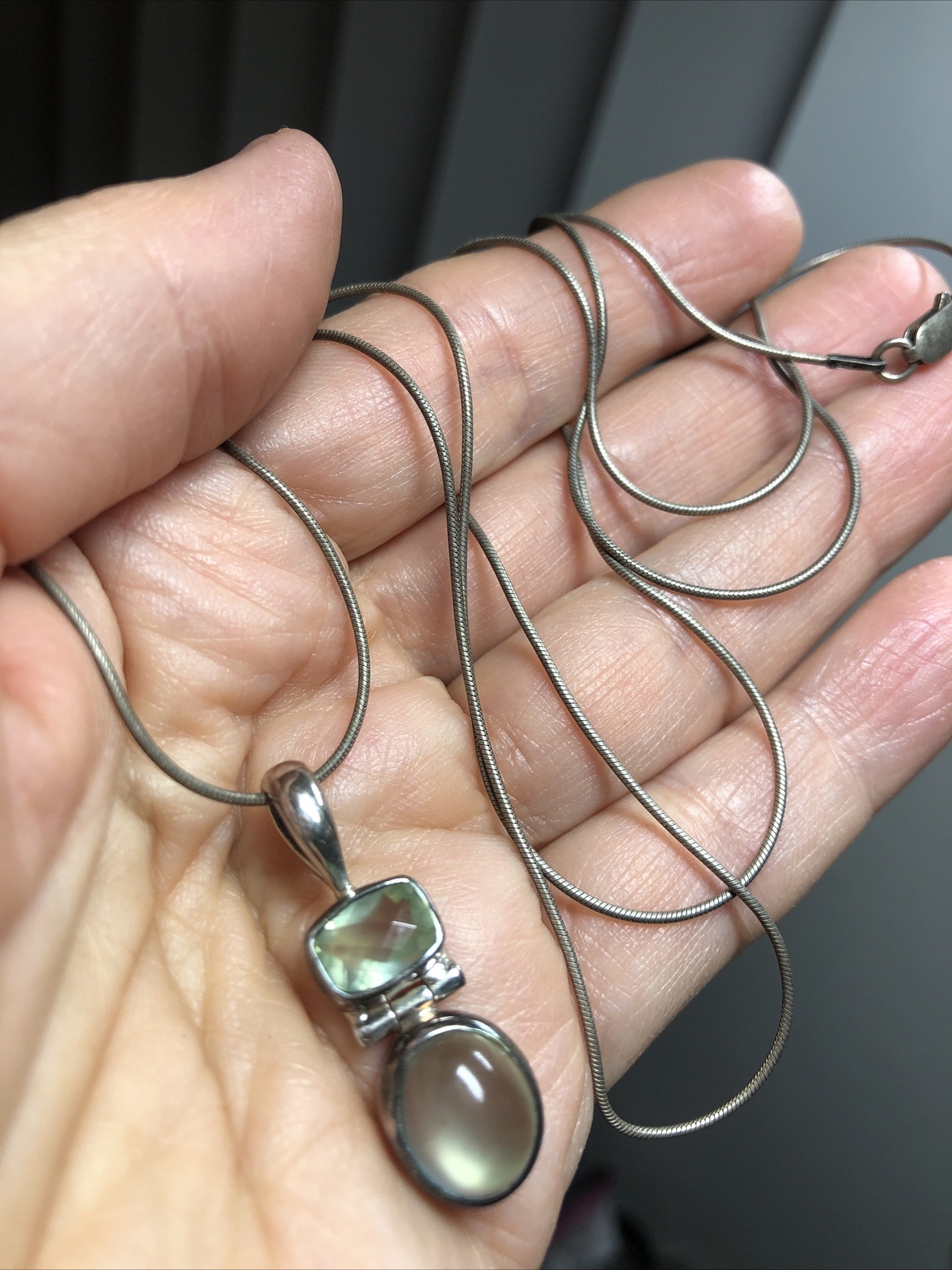 2. Vintage Sterling silver 925 Prehnite Stone Snake chain Necklace 30″, 9.1g