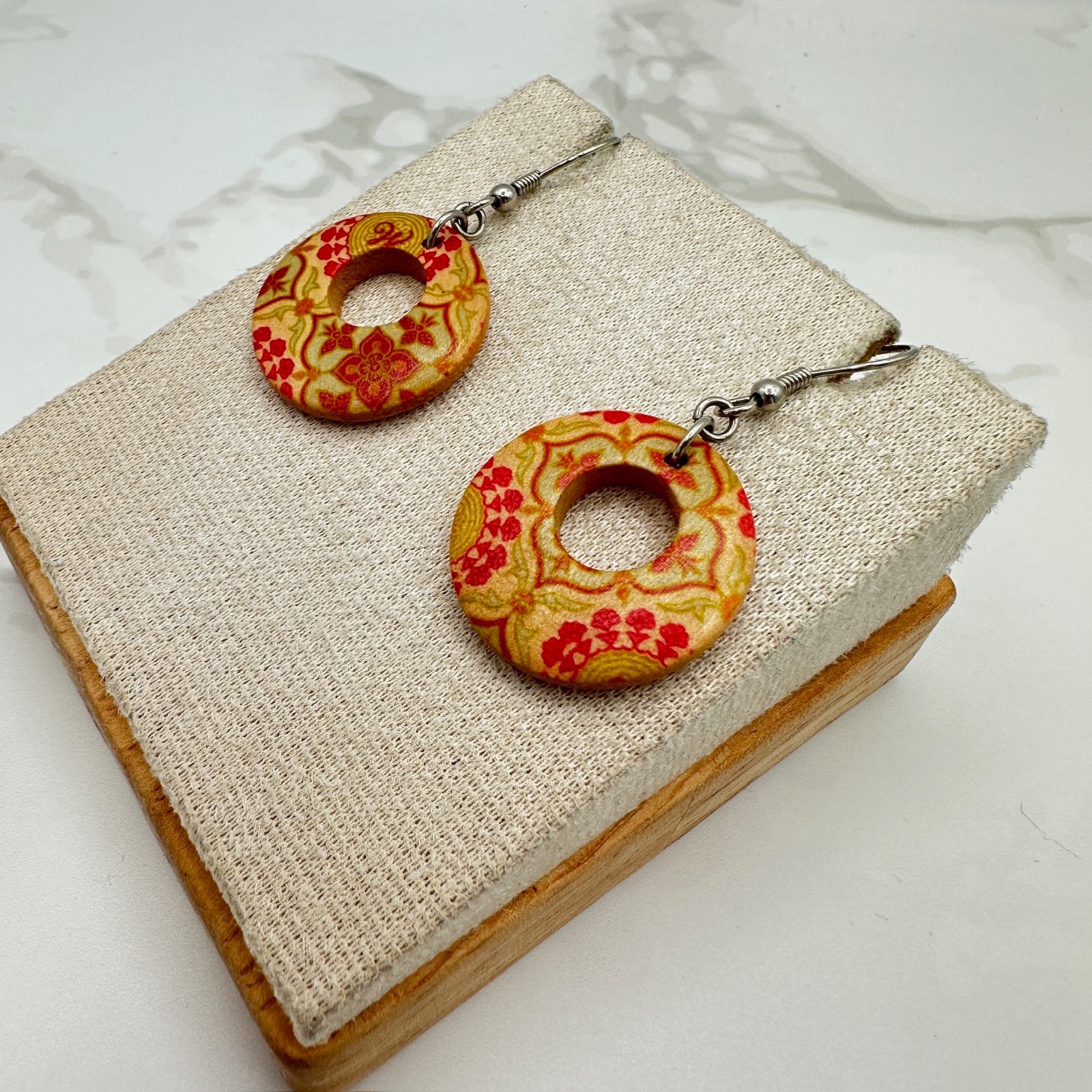 Vintage Disney Boho Red Floral Wood Dangle Earrings Open Circle Folk Art Moana