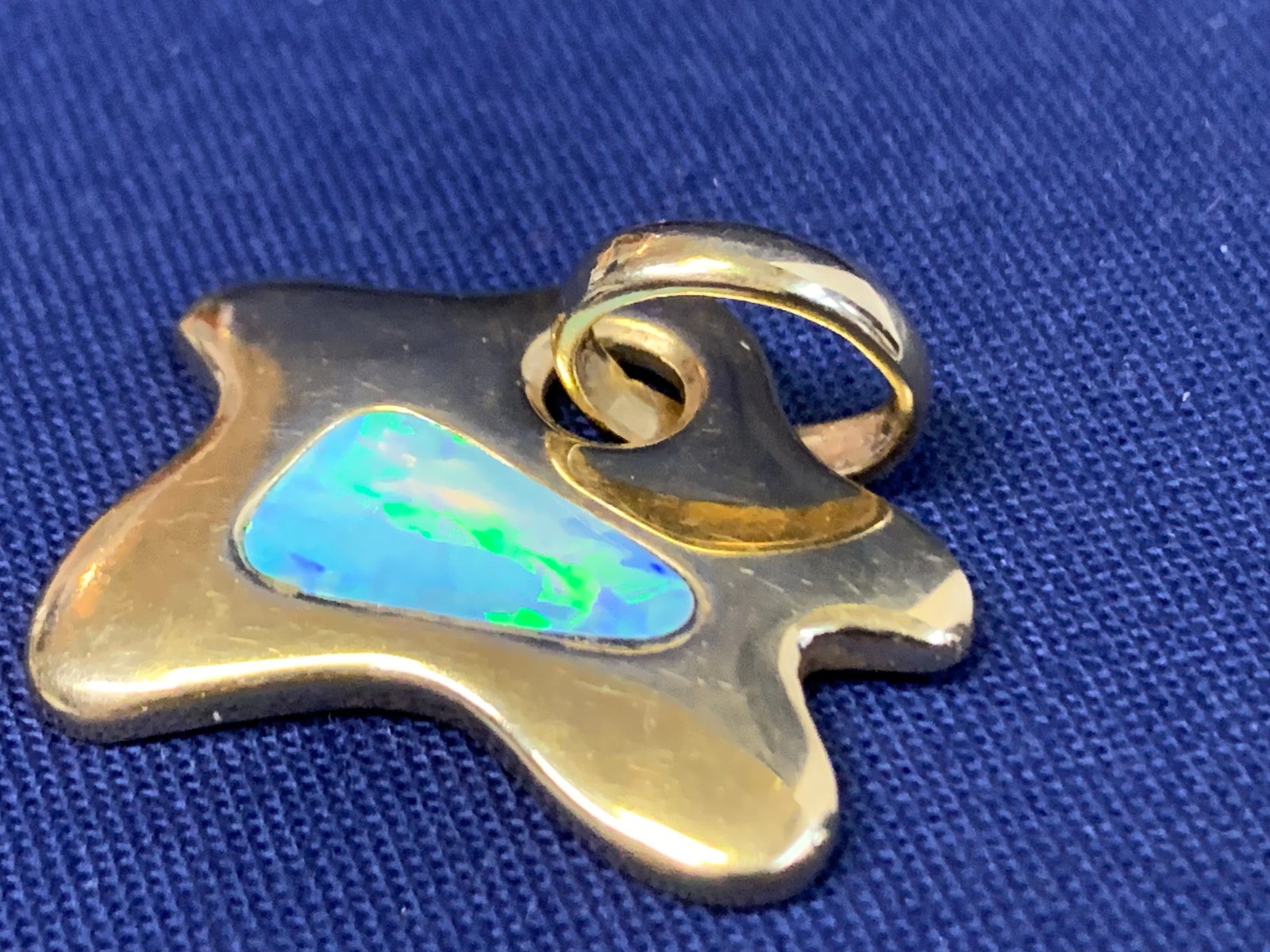 14K Yellow Gold Star Pendant 4.66g Fine Jewelry Abstract Opal Look Charm *READ*