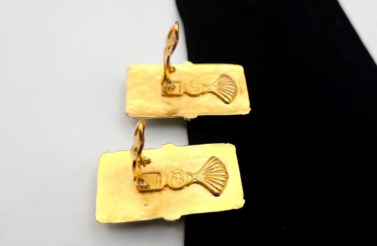 CHANEL DESIGNER KARL LAGERFELD Haute Couture Etruscan Faceted Stones Earrings