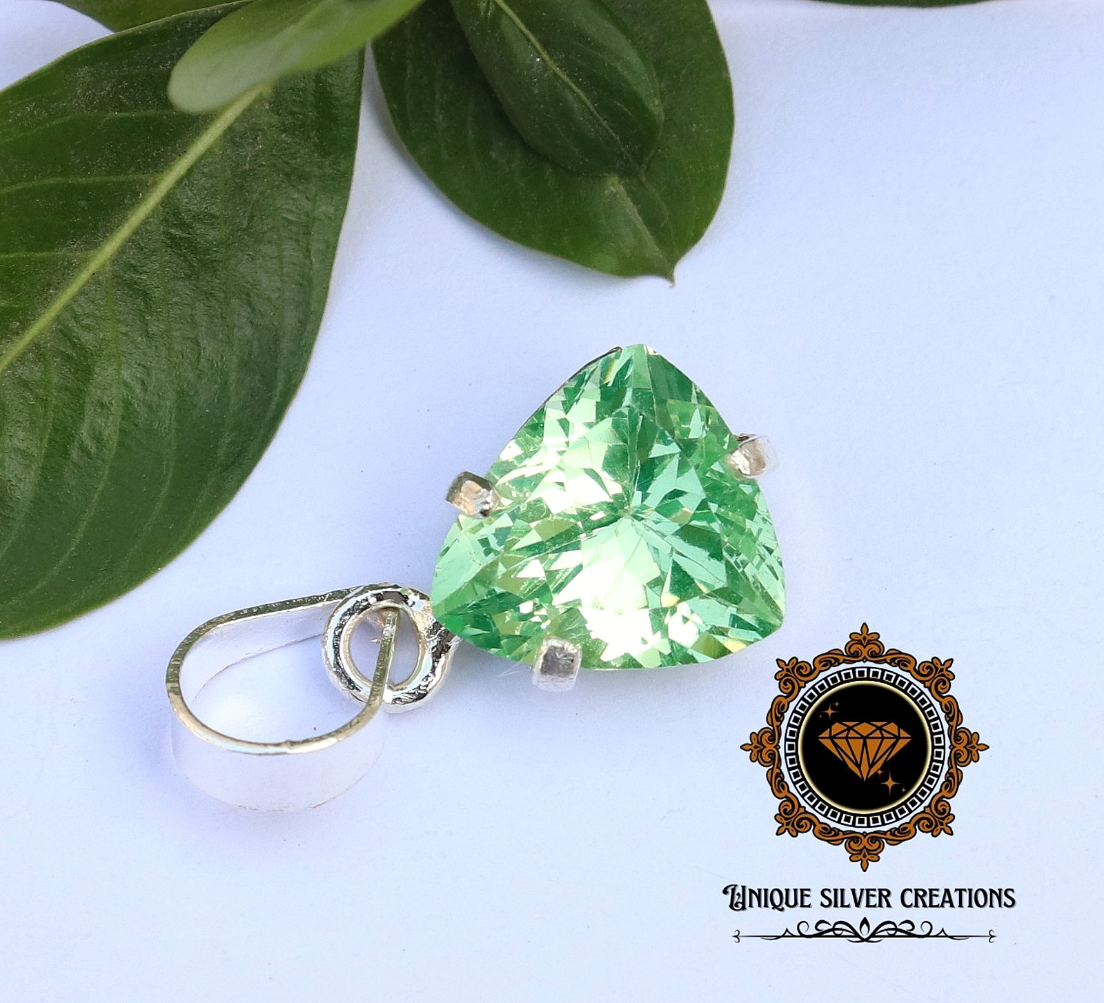 AAA Natural Green Peridot Certified Gemstone Pendant 925 Sterling Silver 8.60 Ct