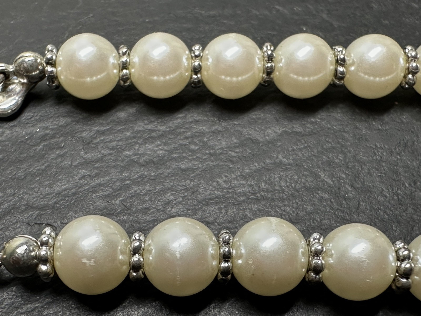 17″ SIMULATED PEARL & SILVER TONE SPACER BEADED NECKLACE M295