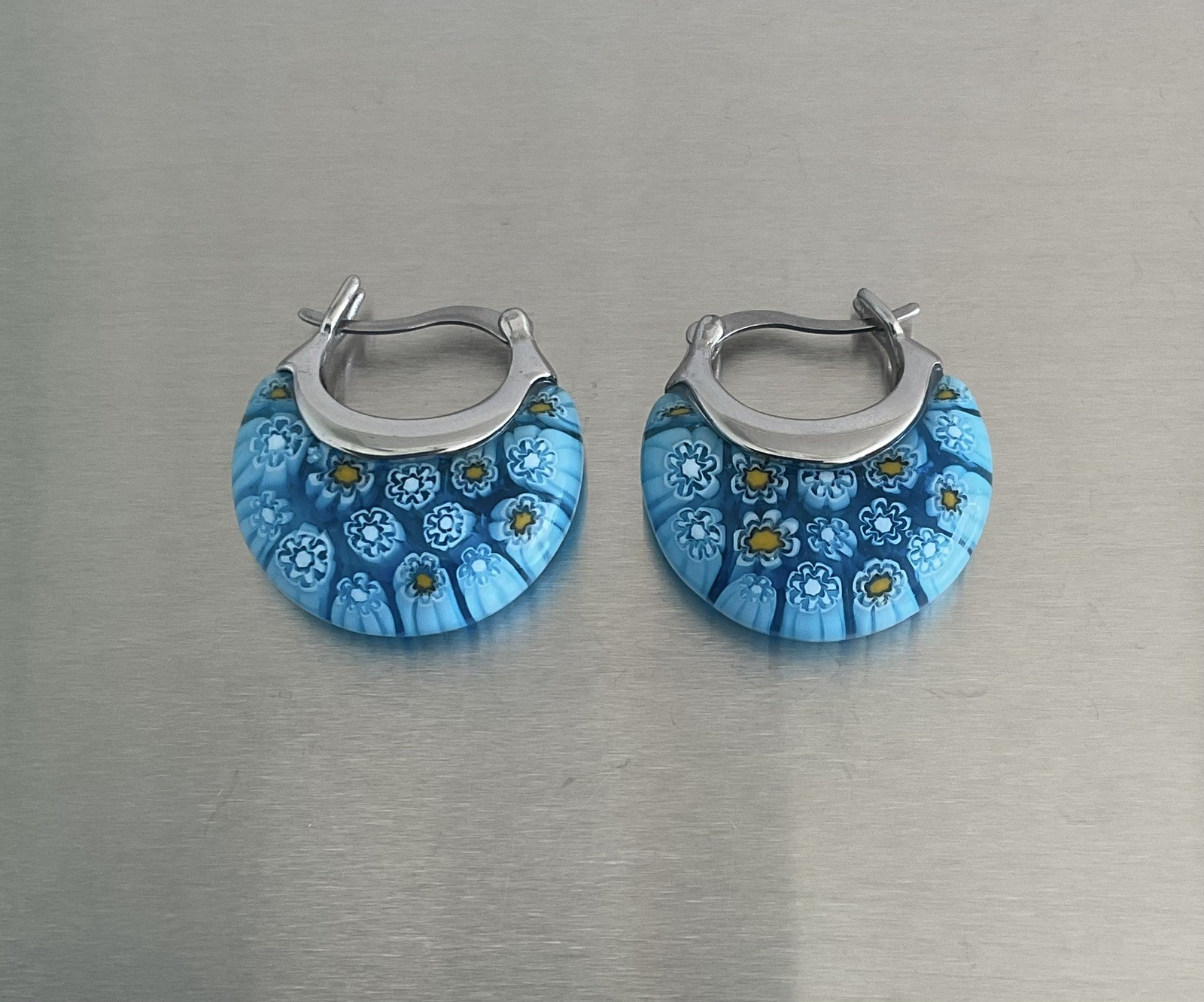 Blue Murano Millefiori Style Daisy Glass 1″ Hoop Earrings Stainless Steel
