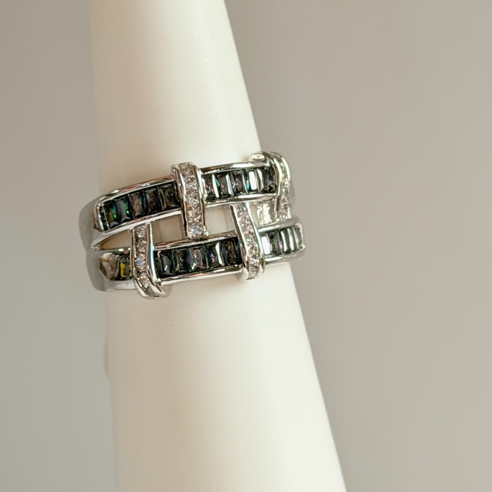 Bomb Party June Ring Sz 8 “Weaved In Time” Alexandrite on Rhodium