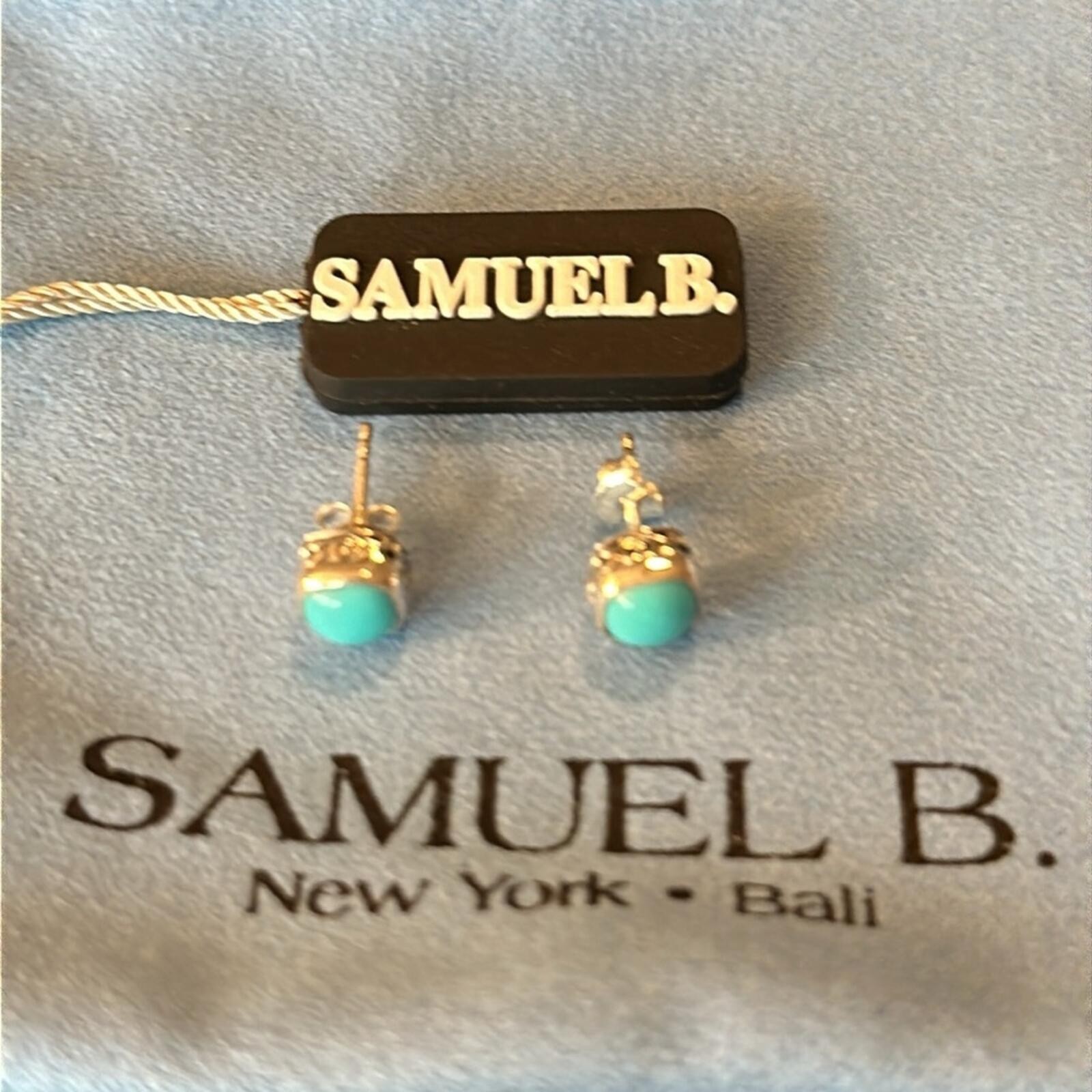 NWT Samuel B. Sleeping Beauty Turquoise and Sterling .925 stud earrings 6mm