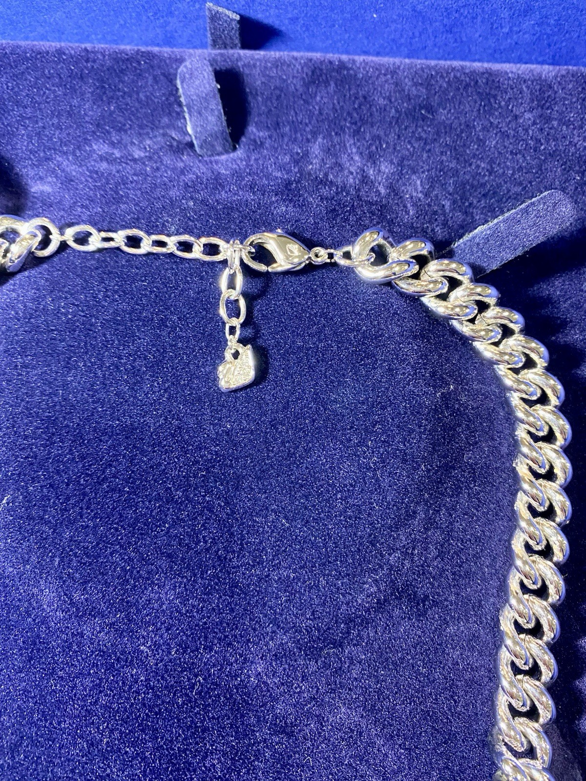 Swarovski Gorgeous Crystal Necklace! Brand New!