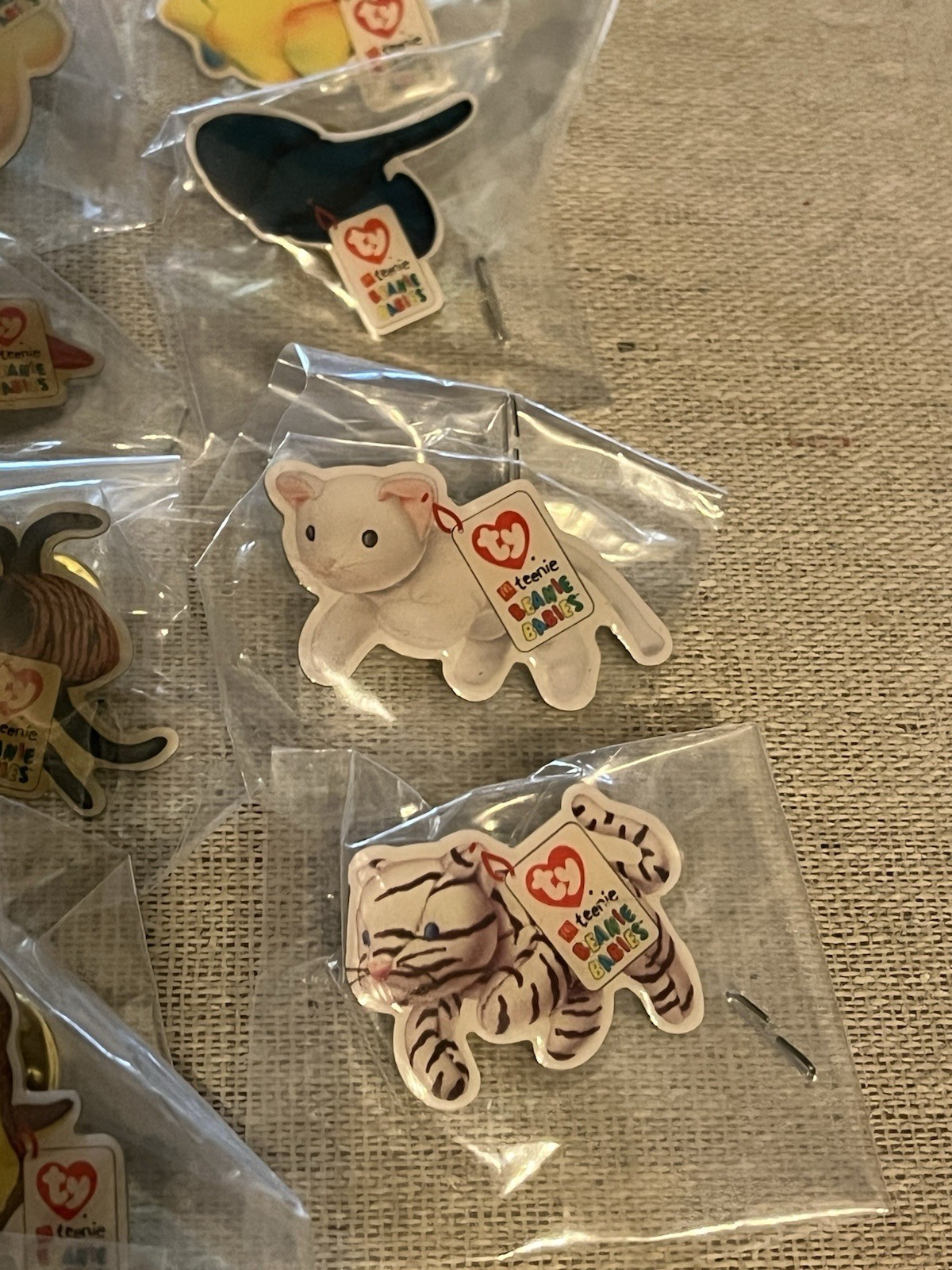 LOT OF 16 ‘TY Beanie Babies’ Collector Pins, Group II/2000, STILL SEALED