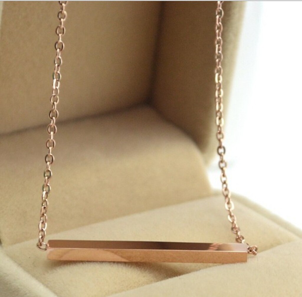 Women 33mm 18k Rose Gold Plated Titanium Allergy Free Bar Pendant Necklace Chain