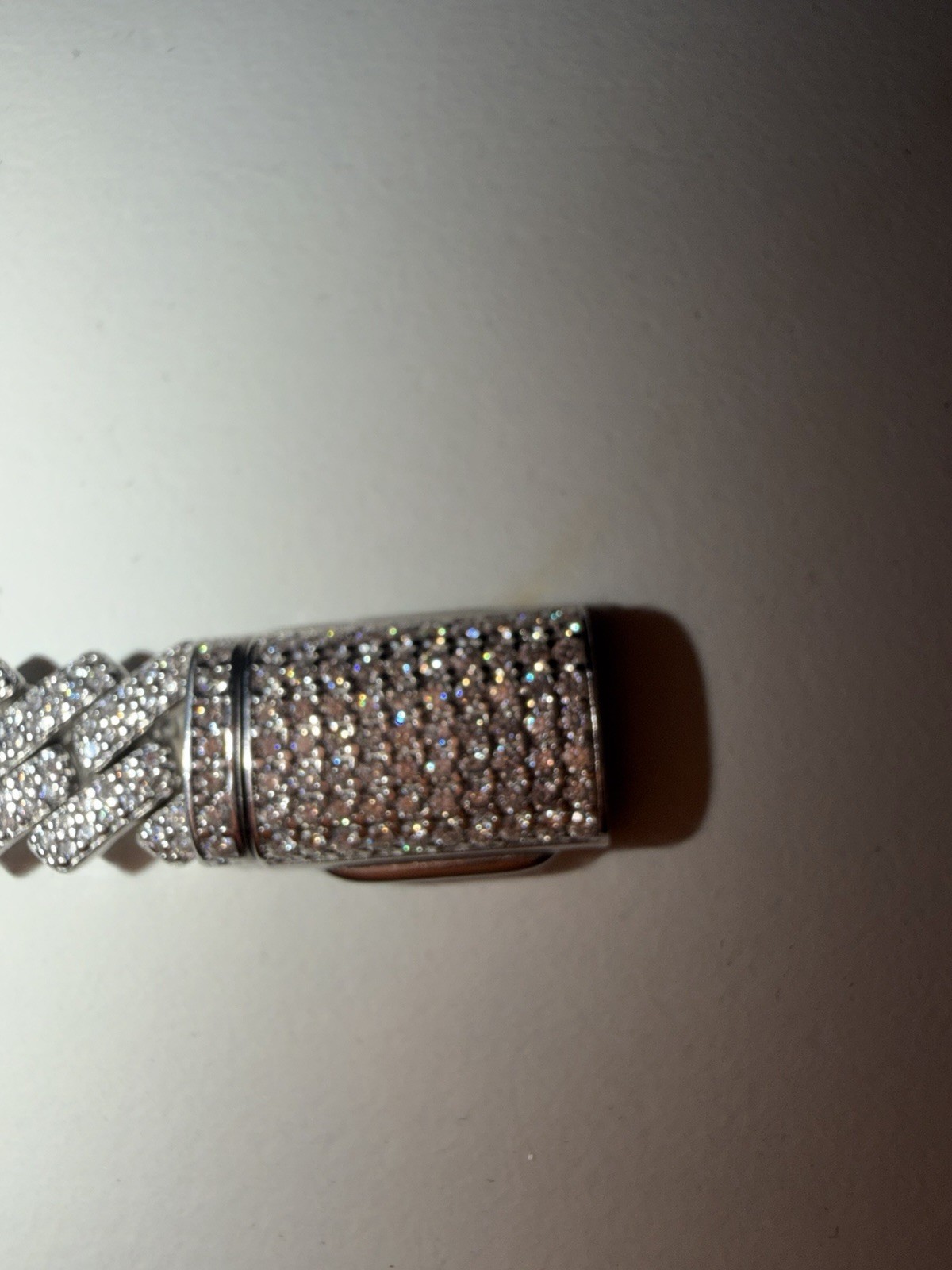 Moissanite Cuban 10mm Iced out (22”)