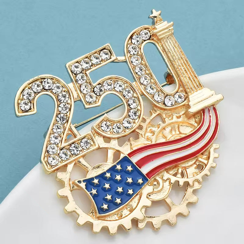 Gold Tone USA Independence Day American Flag Brooch Pin Rhinestone Enamel Gift